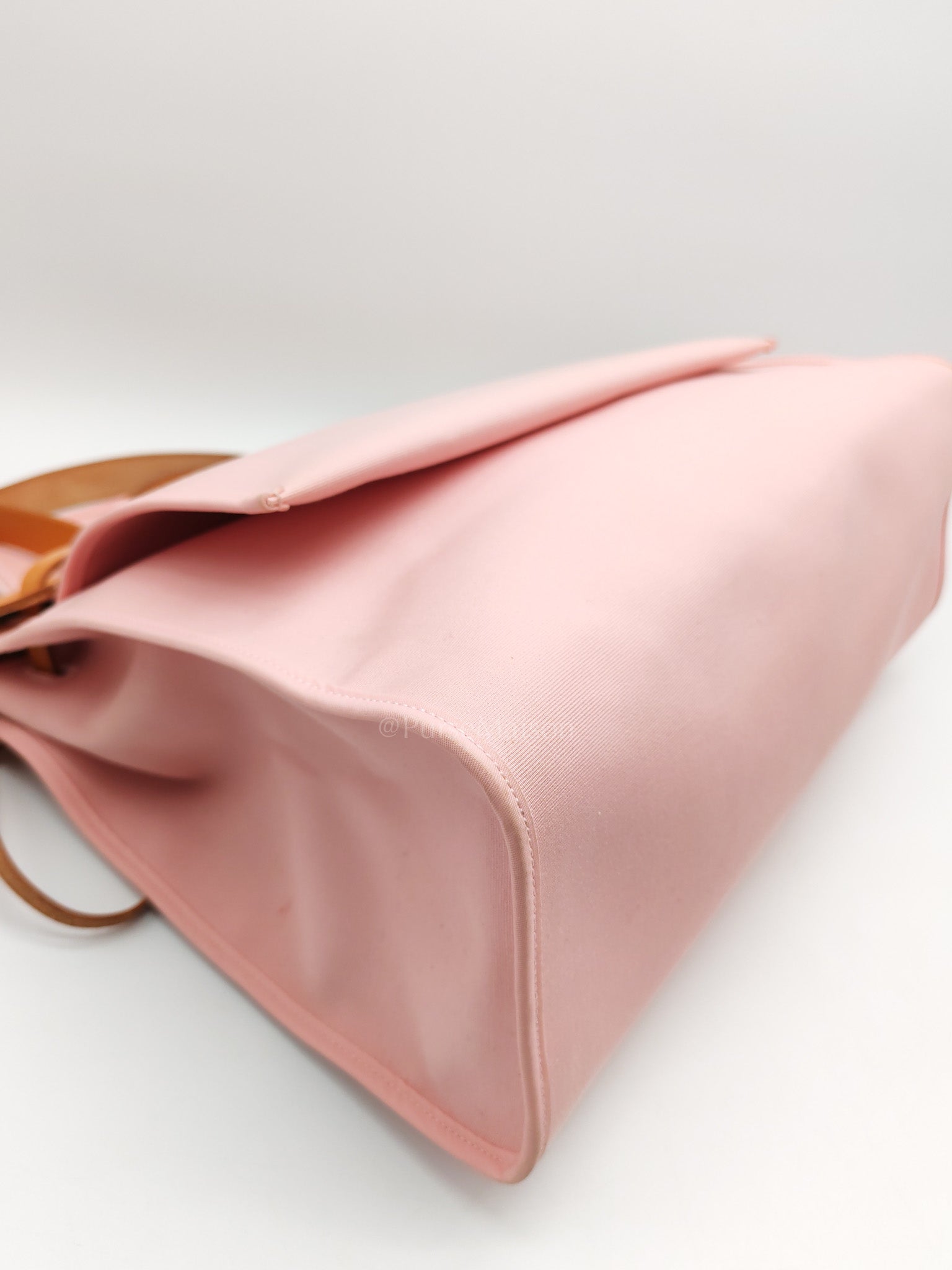 Herbag Zip 39 in Sakura Pink Palladium Hardware Stamp T(2016)