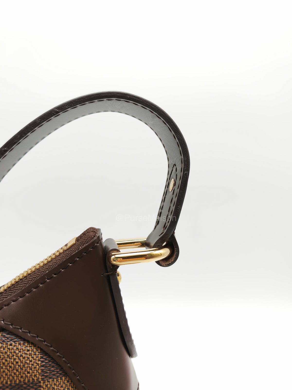 Louis Vuitton Thames PM Shoulder Bag in Damier Ebene Canvas and Gold Hardware (Datecode: MI0079)