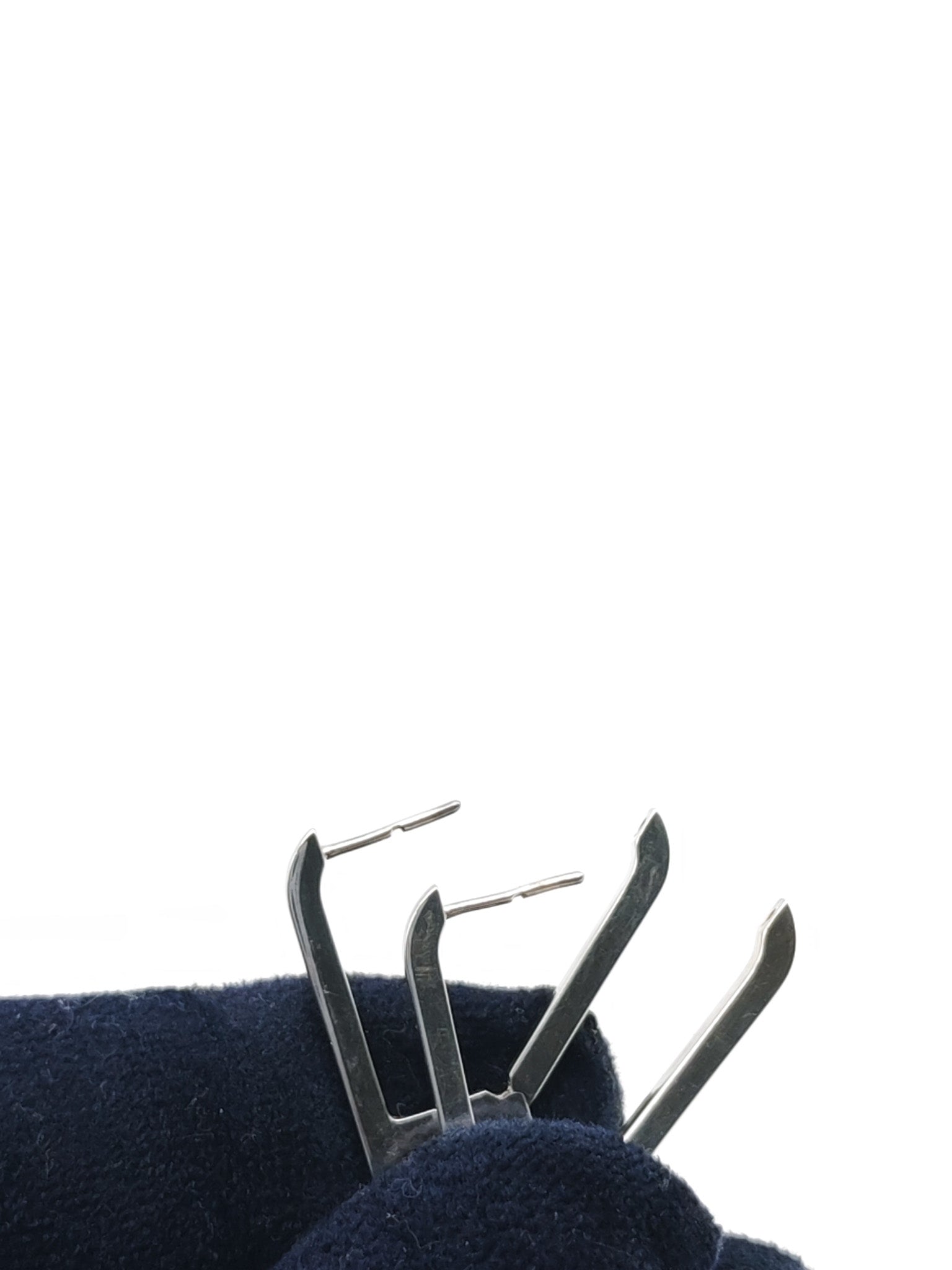 Ever Chaine D “Ancre H Drop Silver Earings