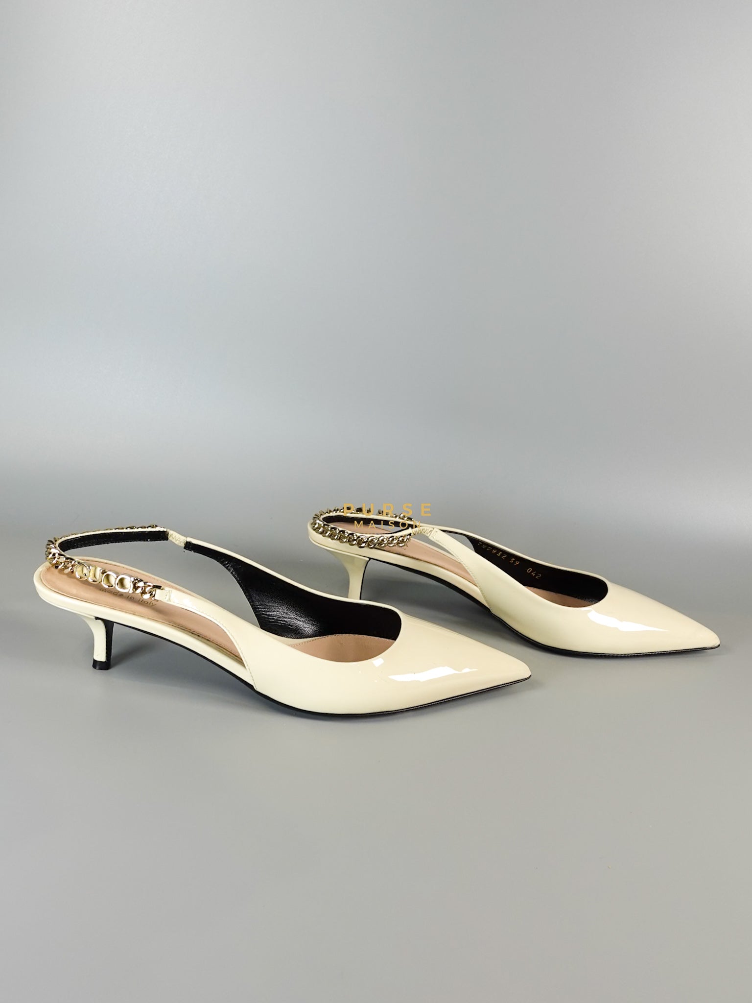 Signoria Slingback Pumps in White Size 39 EU (26 cm) | Purse Maison Luxury Bags Shop