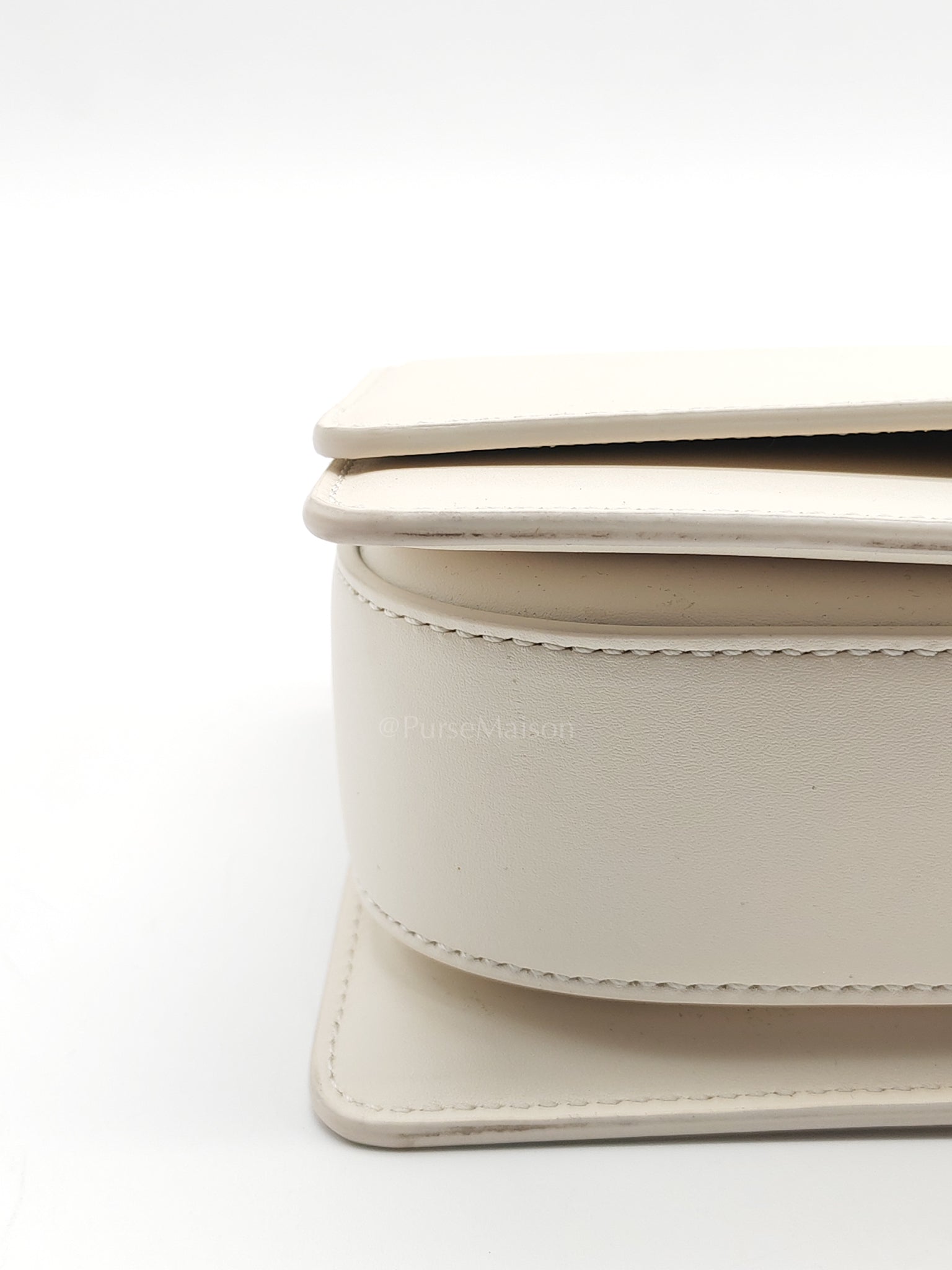 Small 4G Sliding Chain Ivory White Shoulder Bag | Purse Maison Luxury Bags Shop