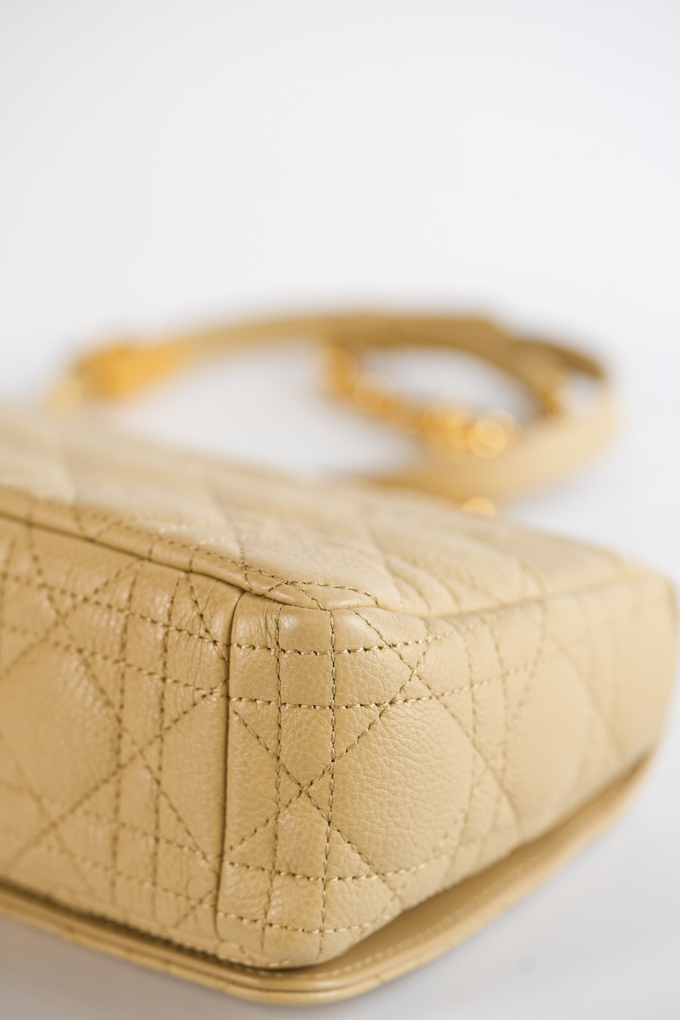 Small Caro Rope Beige Supple Cannage Calfskin Chain Bag | Purse Maison Luxury Bags Shop