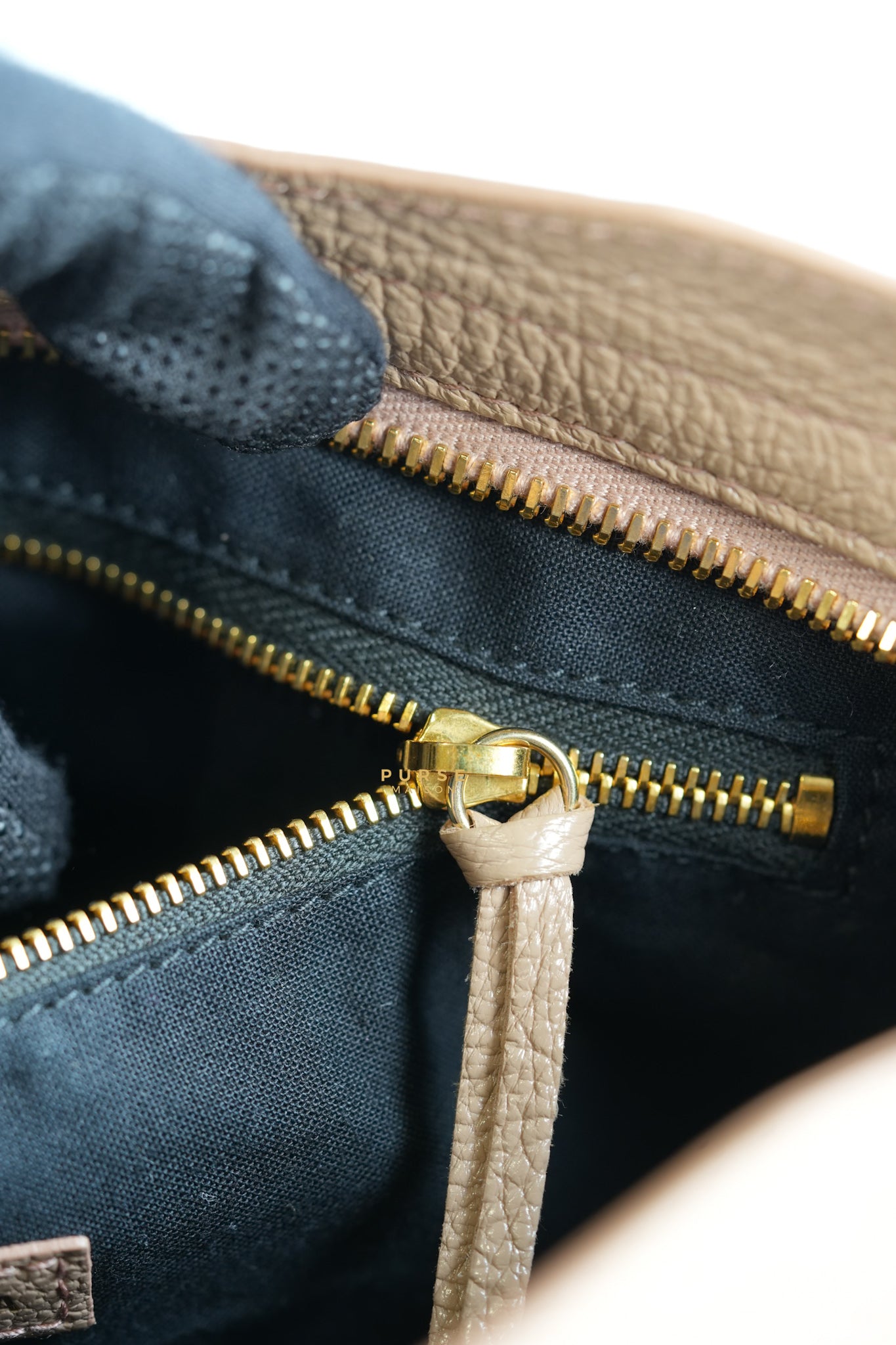 Small Classic City Sahara Beige Metallic Edge Crossbody Bag | Purse Maison Luxury Bags Shop