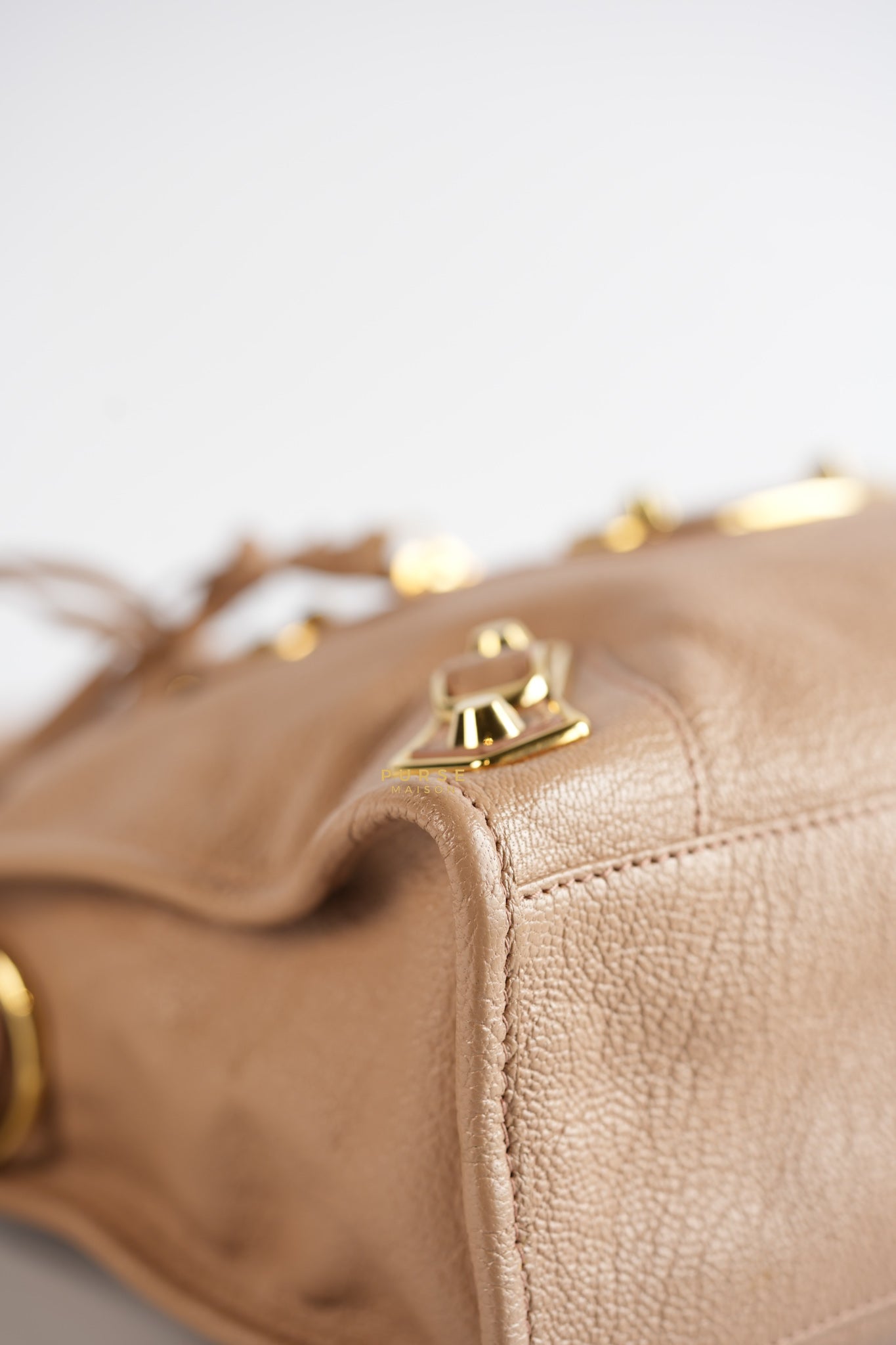 Small Classic City Sahara Beige Metallic Edge Crossbody Bag | Purse Maison Luxury Bags Shop