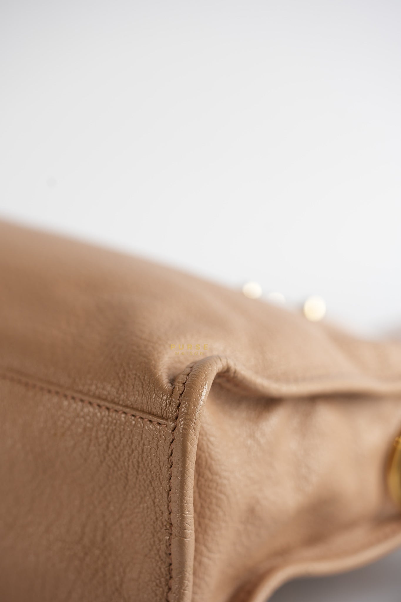 Small Classic City Sahara Beige Metallic Edge Crossbody Bag | Purse Maison Luxury Bags Shop
