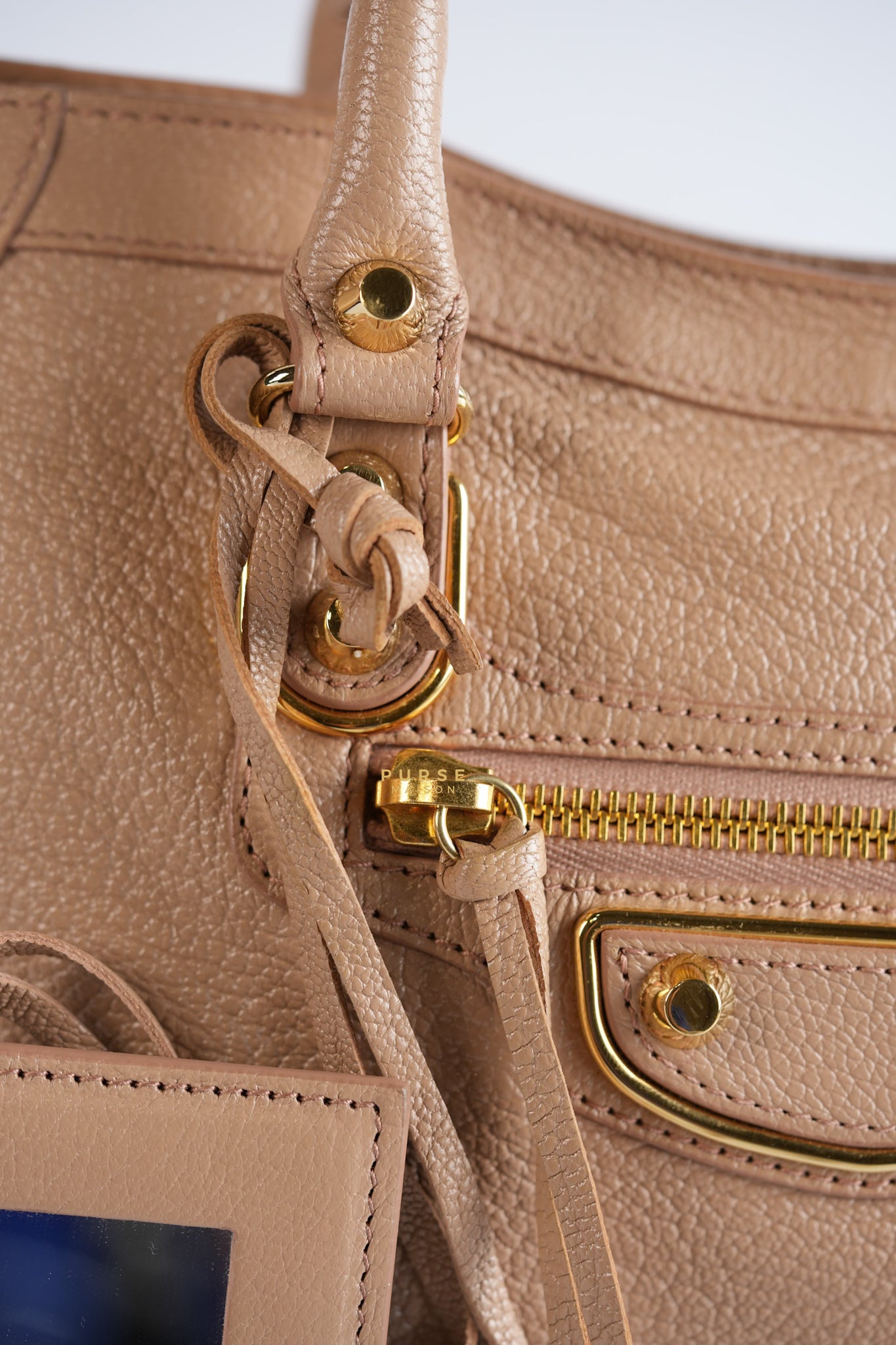 Small Classic City Sahara Beige Metallic Edge Crossbody Bag | Purse Maison Luxury Bags Shop