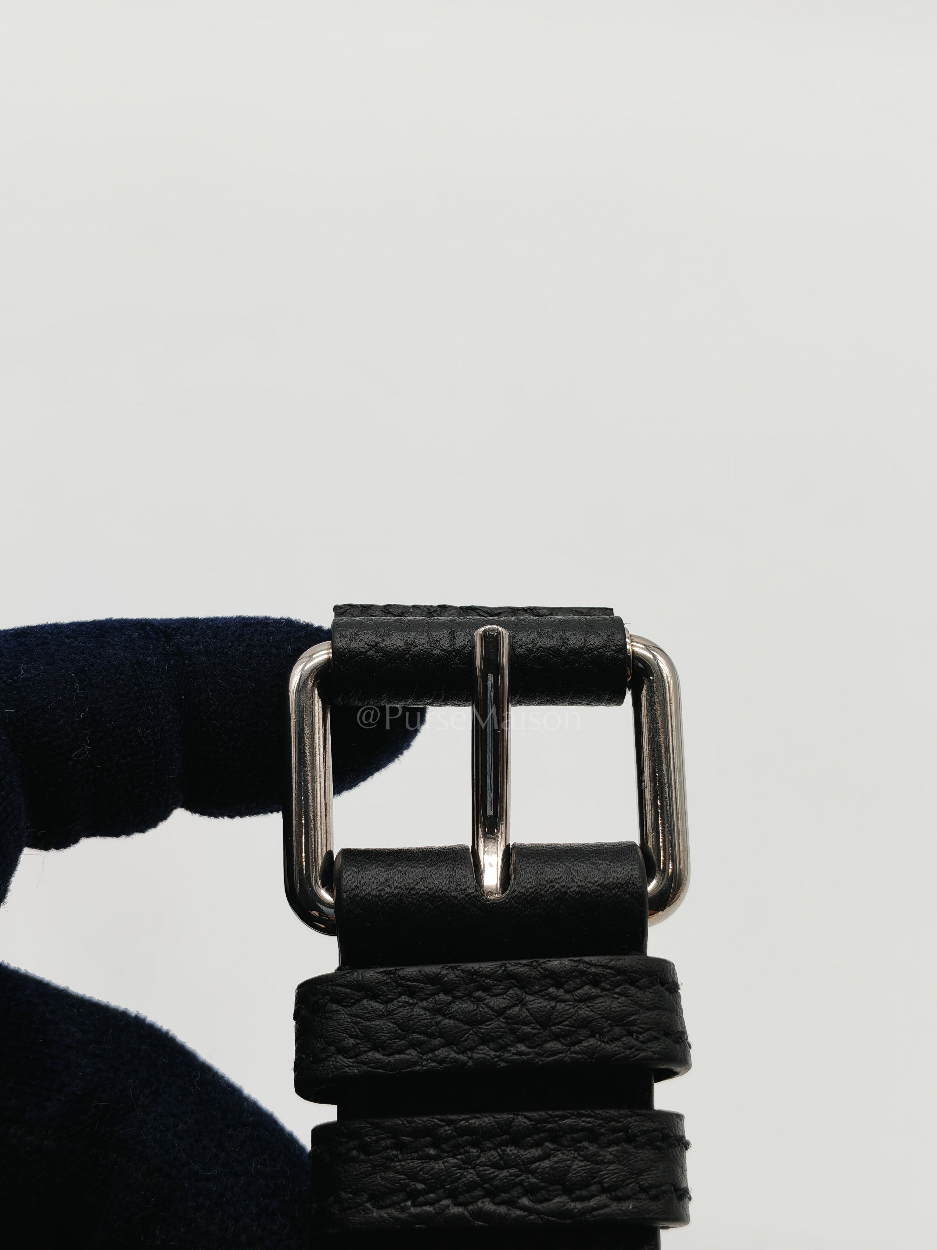 Small Jumbo GG Messenger Bag in Black Grained Calfskin Leather & Silver Hardware | Purse Maison Luxury Bags Shop