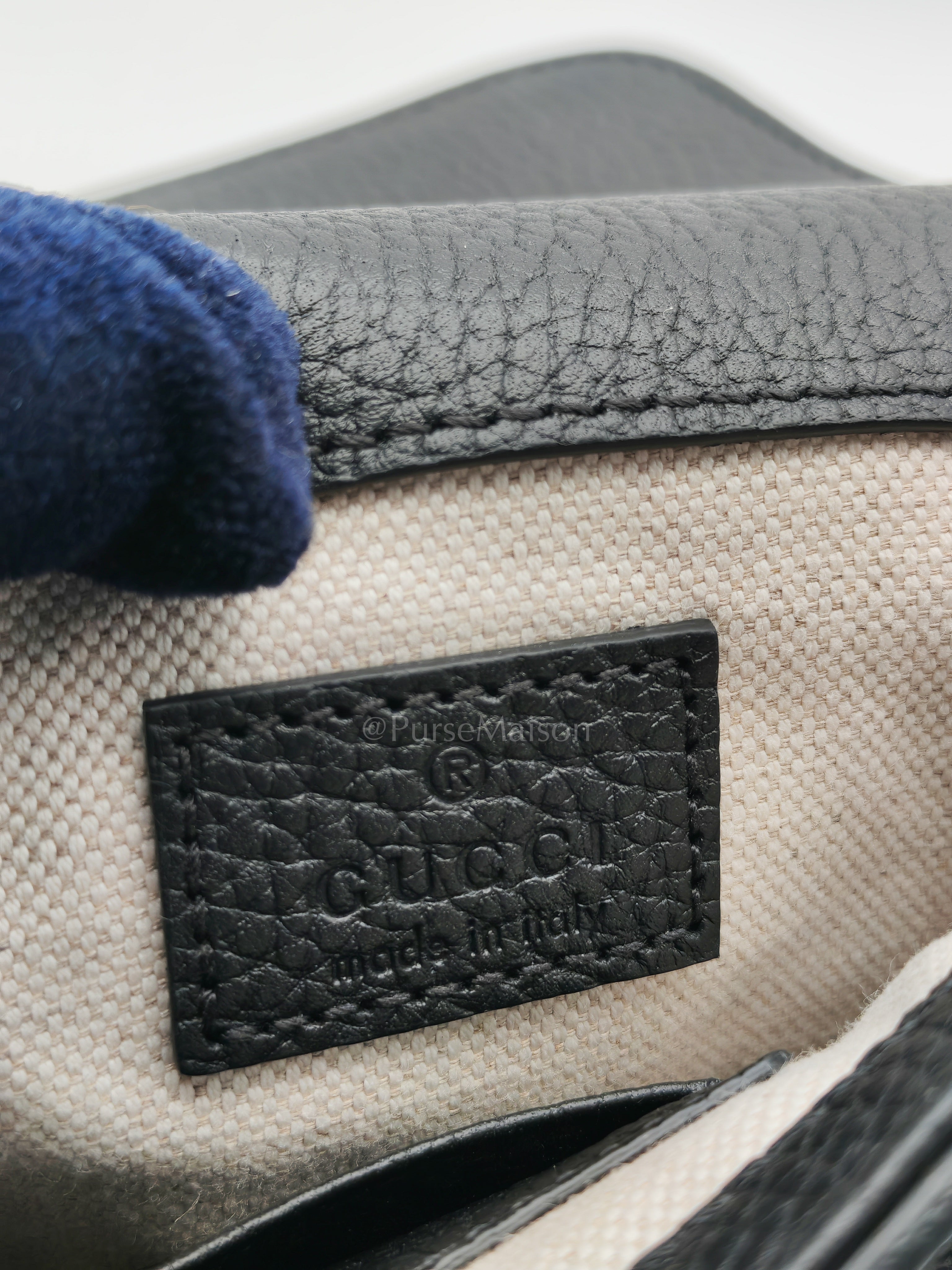 Small Jumbo GG Messenger Bag in Black Grained Calfskin Leather & Silver Hardware | Purse Maison Luxury Bags Shop