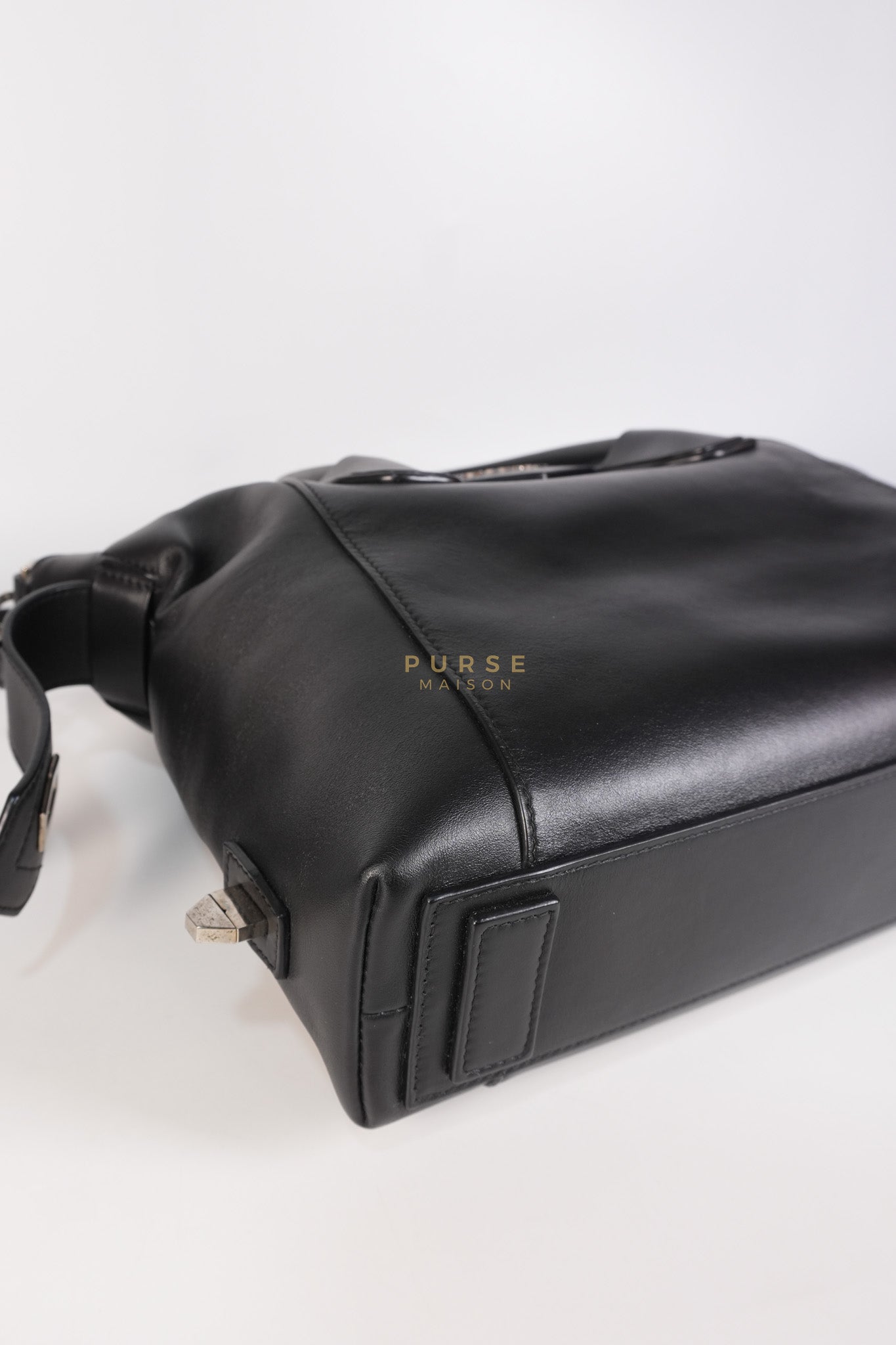 Soft Antigona Medium Tote Bag in Black Smooth Calfskin Leather | Purse Maison Luxury Bags Shop