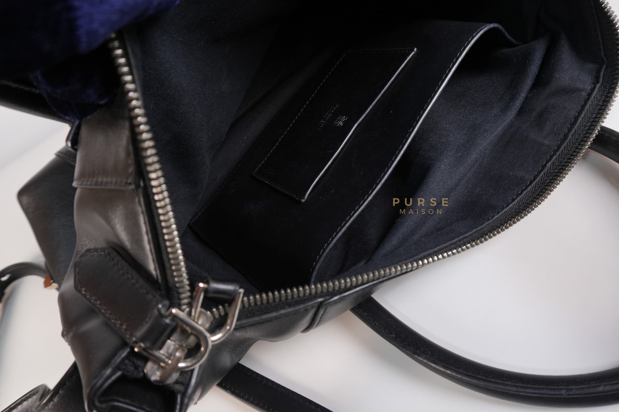 Soft Antigona Medium Tote Bag in Black Smooth Calfskin Leather | Purse Maison Luxury Bags Shop