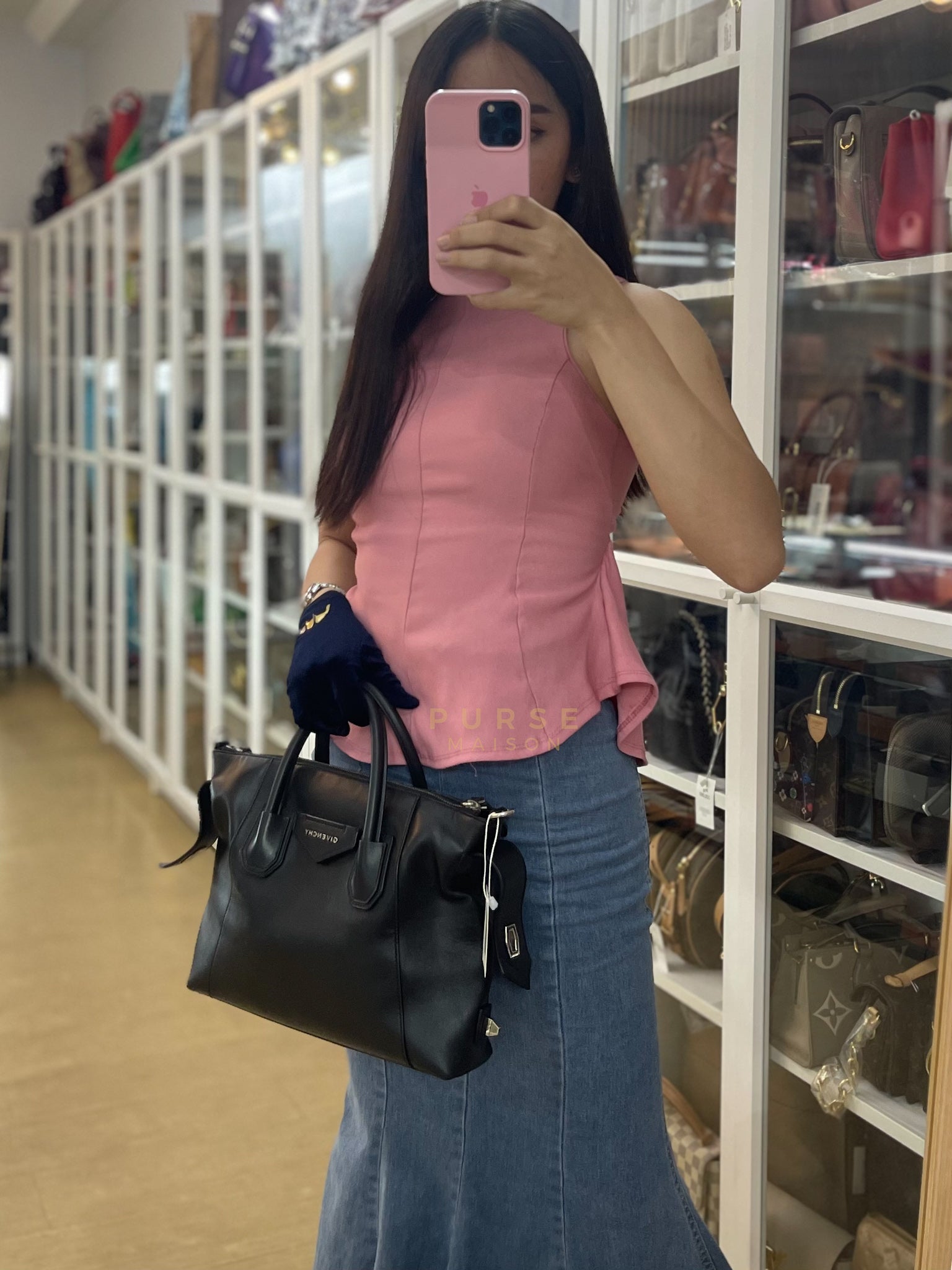 Soft Antigona Medium Tote Bag in Black Smooth Calfskin Leather | Purse Maison Luxury Bags Shop