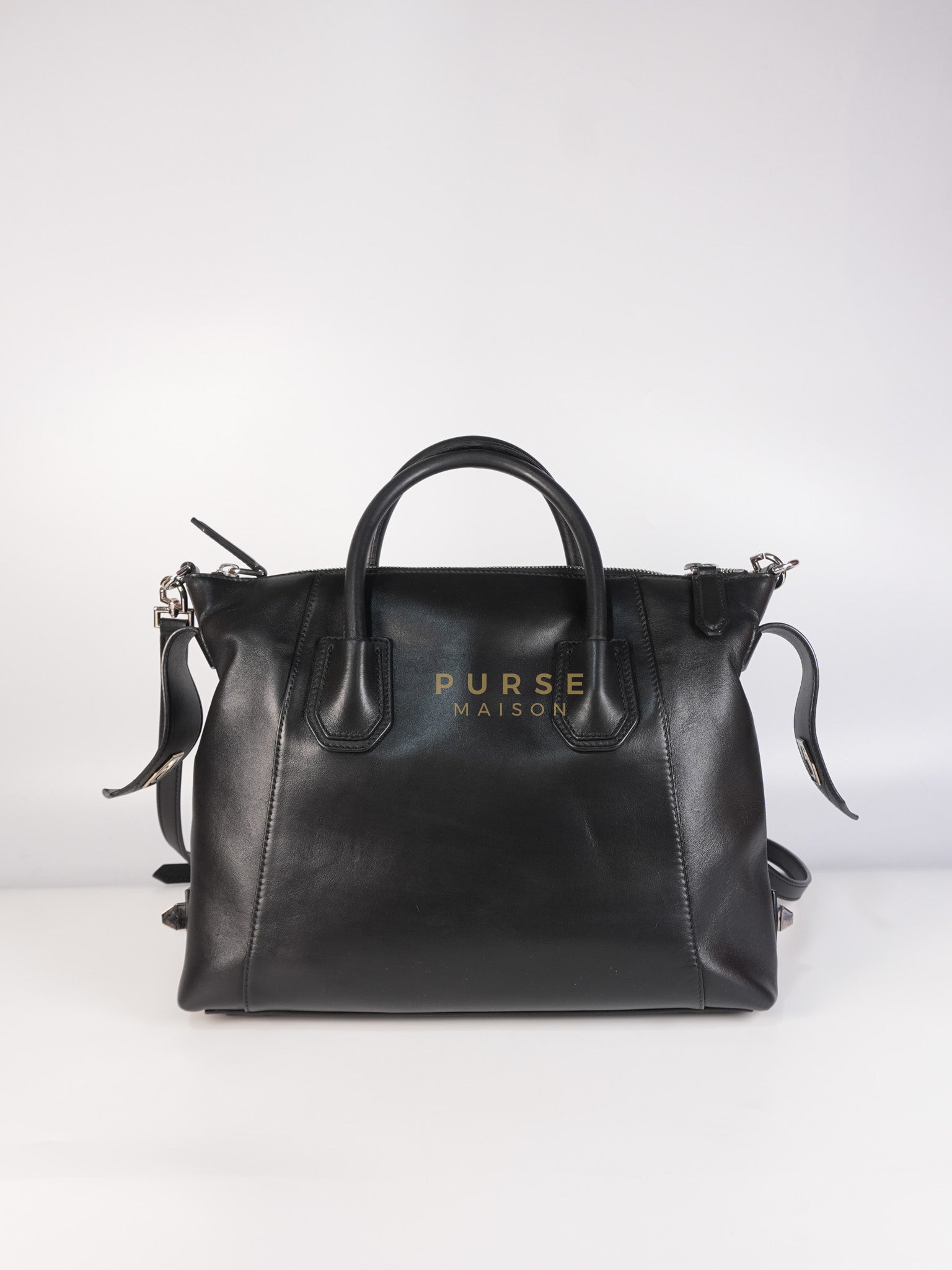Soft Antigona Medium Tote Bag in Black Smooth Calfskin Leather | Purse Maison Luxury Bags Shop