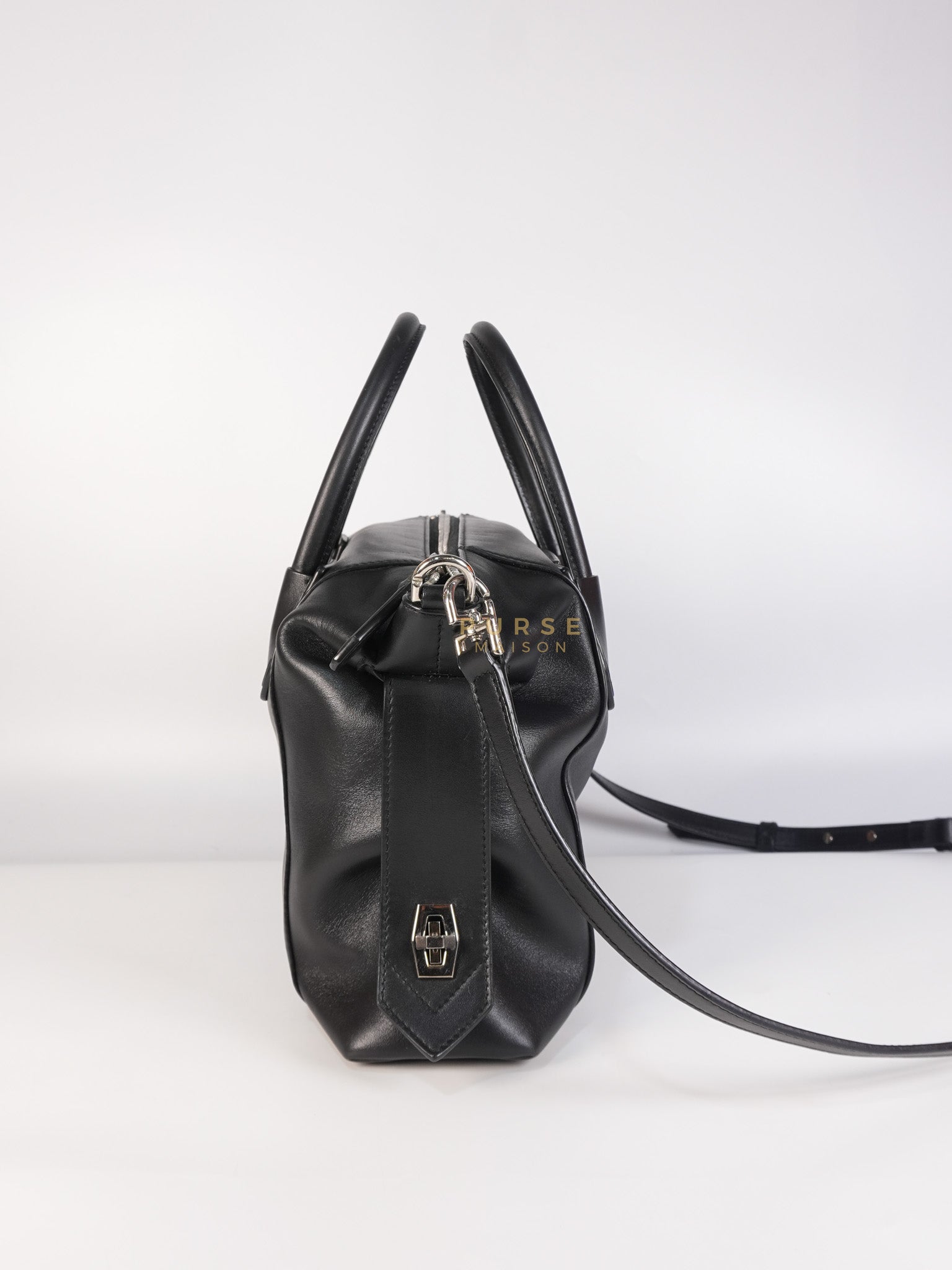 Soft Antigona Medium Tote Bag in Black Smooth Calfskin Leather | Purse Maison Luxury Bags Shop