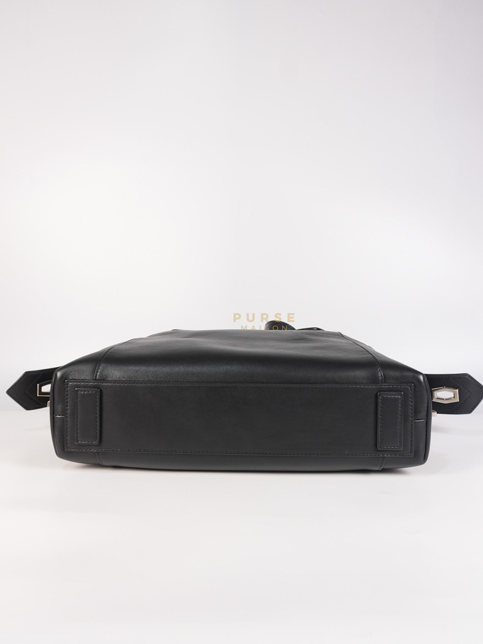 Soft Antigona Medium Tote Bag in Black Smooth Calfskin Leather | Purse Maison Luxury Bags Shop