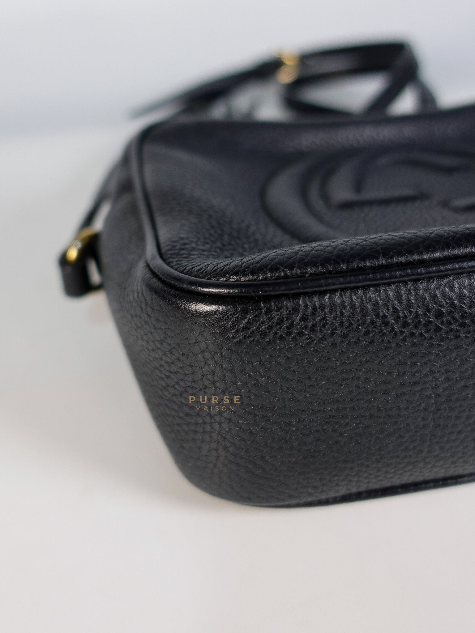 Soho Shoulder Bag Small in Black Gold Hardware | Purse Maison Luxury Bags Shop