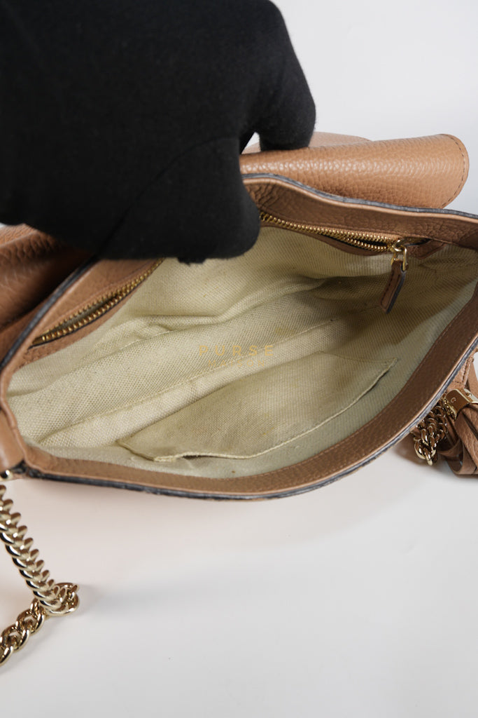 Soho Disco Long Flap Sling Tassel Bag in Beige Grained Calfskin Leather | Purse Maison Luxury Bags Shop