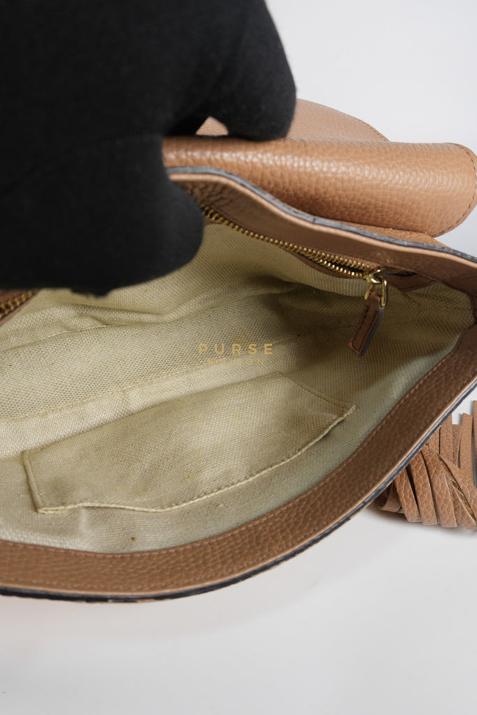 Soho Disco Long Flap Sling Tassel Bag in Beige Grained Calfskin Leather | Purse Maison Luxury Bags Shop