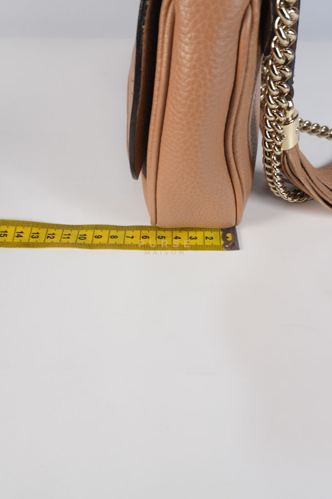 Soho Disco Long Flap Sling Tassel Bag in Beige Grained Calfskin Leather | Purse Maison Luxury Bags Shop