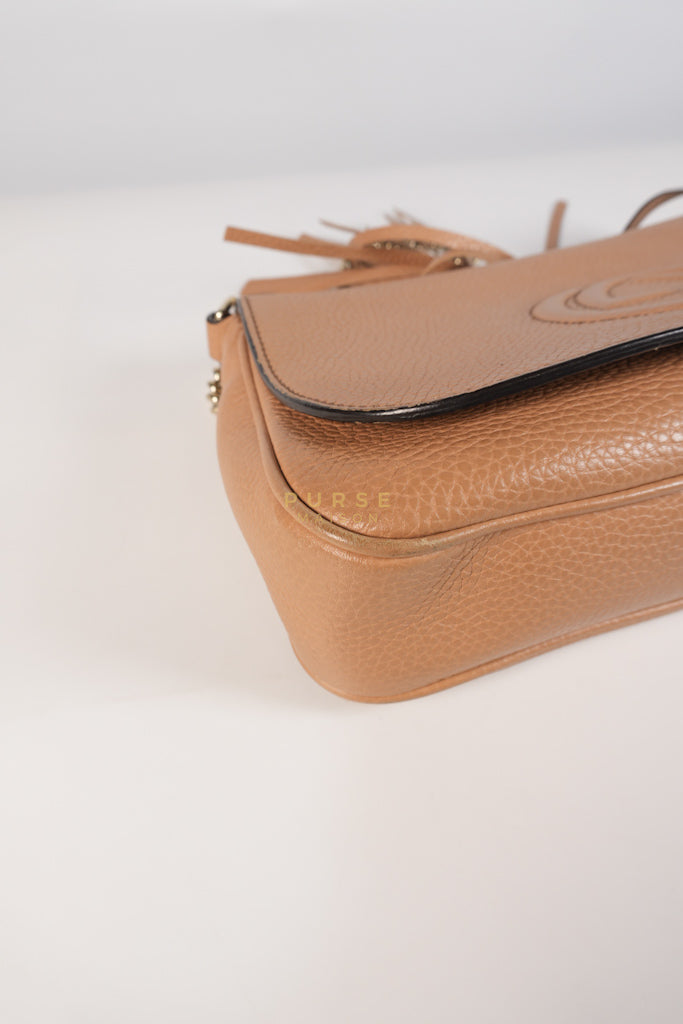 Soho Disco Long Flap Sling Tassel Bag in Beige Grained Calfskin Leather | Purse Maison Luxury Bags Shop