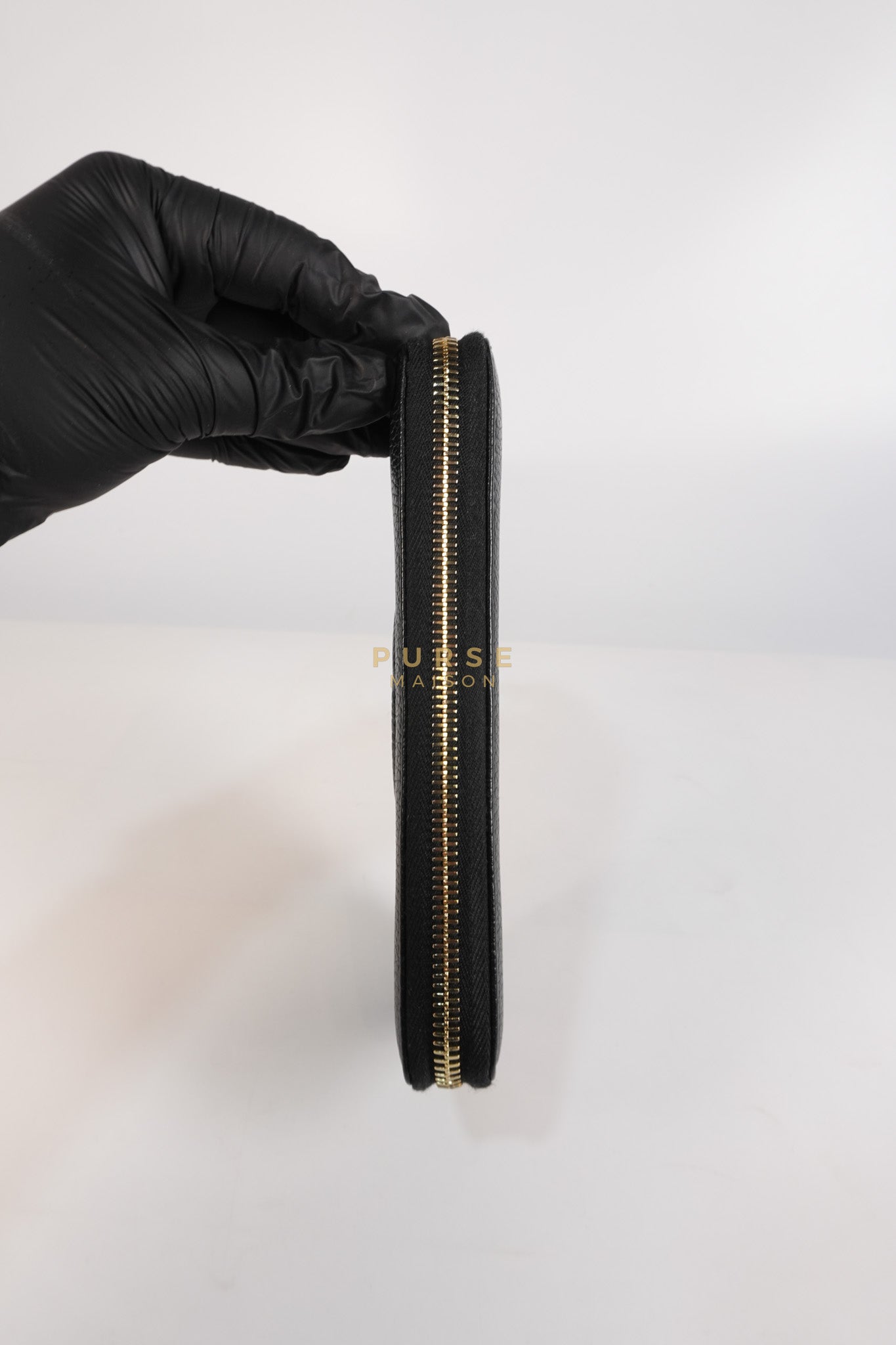 Soho Long Zip Around Wallet in Black Leather | Purse Maison Luxury Bags Shop