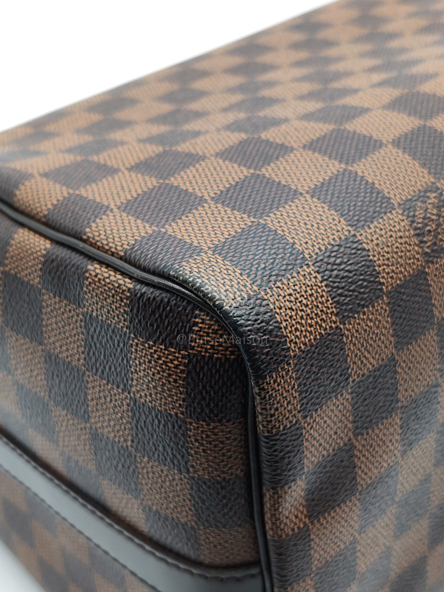 Speedy 30 Bandoullier in Damier Ebene Canvas & Gold Hardware (Datecode: CT0134) | Purse Maison Luxury Bags Shop