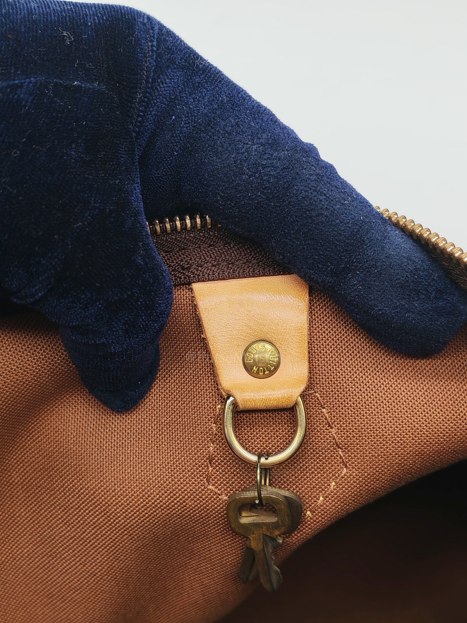 Speedy 35 Monogram Canvas Handbag (Date Code: AA4067) | Purse Maison Luxury Bags Shop