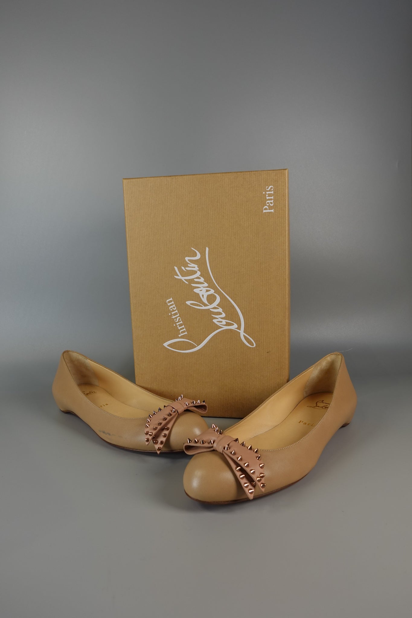 Spike Bow in Beige Leather Ballerina Size 39 (26cm) | Purse Maison Luxury Bags Shop