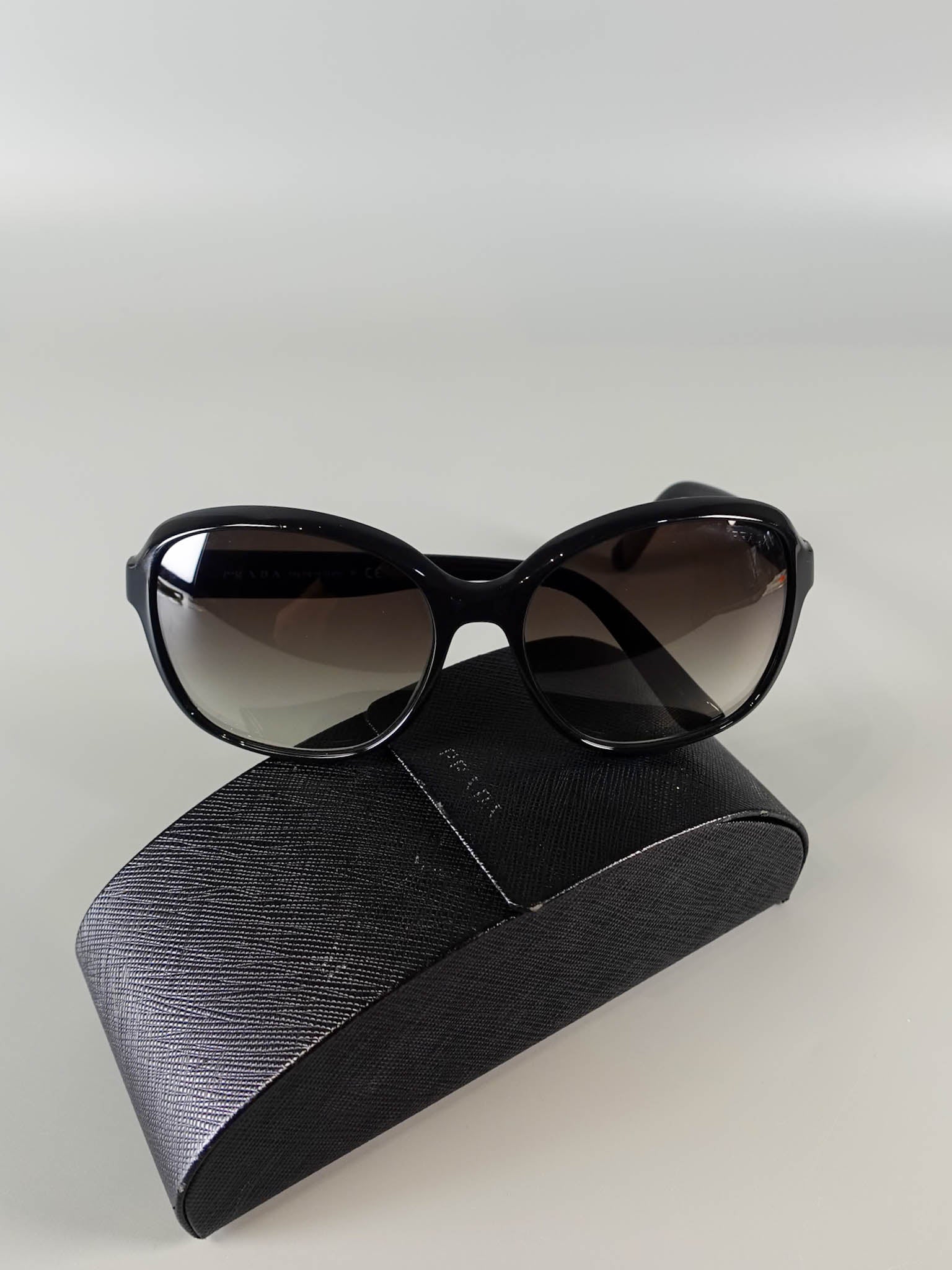 SPR18Q Oversized Sunglass | Purse Maison Luxury Bags Shop