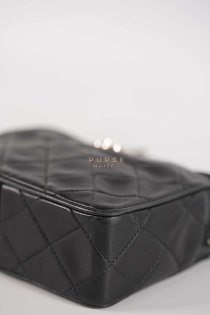 Square Camera Bag Vintage Quilted Lambskin Leather and Silver Hardware Series 4 | Purse Maison Luxury Bags Shop