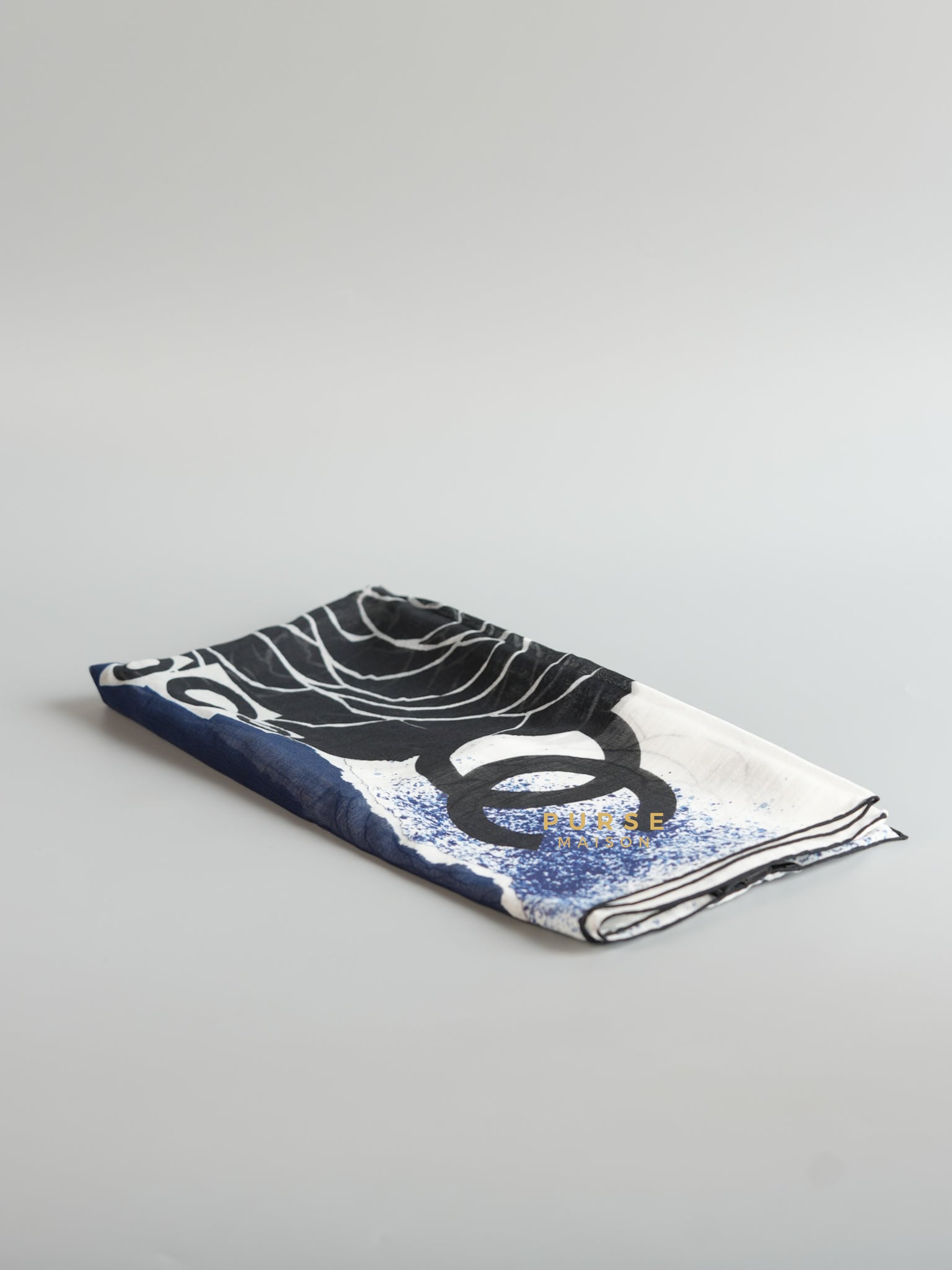 Square Scarf Silk Twill Soie Bleu/ Marine/ Blanc/ Noir 90 x 90cm | Purse Maison Luxury Bags Shop