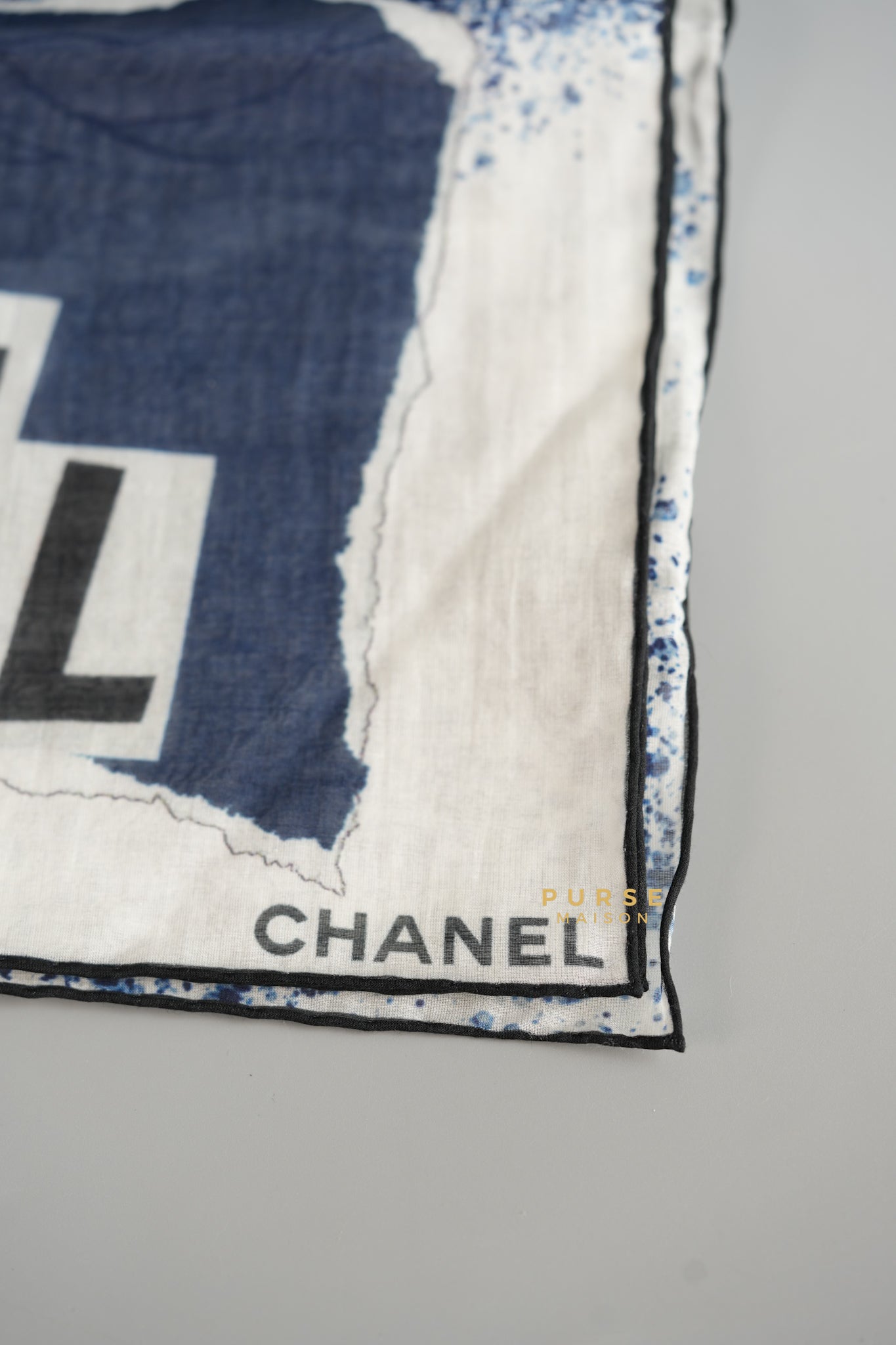 Square Scarf Silk Twill Soie Bleu/ Marine/ Blanc/ Noir 90 x 90cm | Purse Maison Luxury Bags Shop