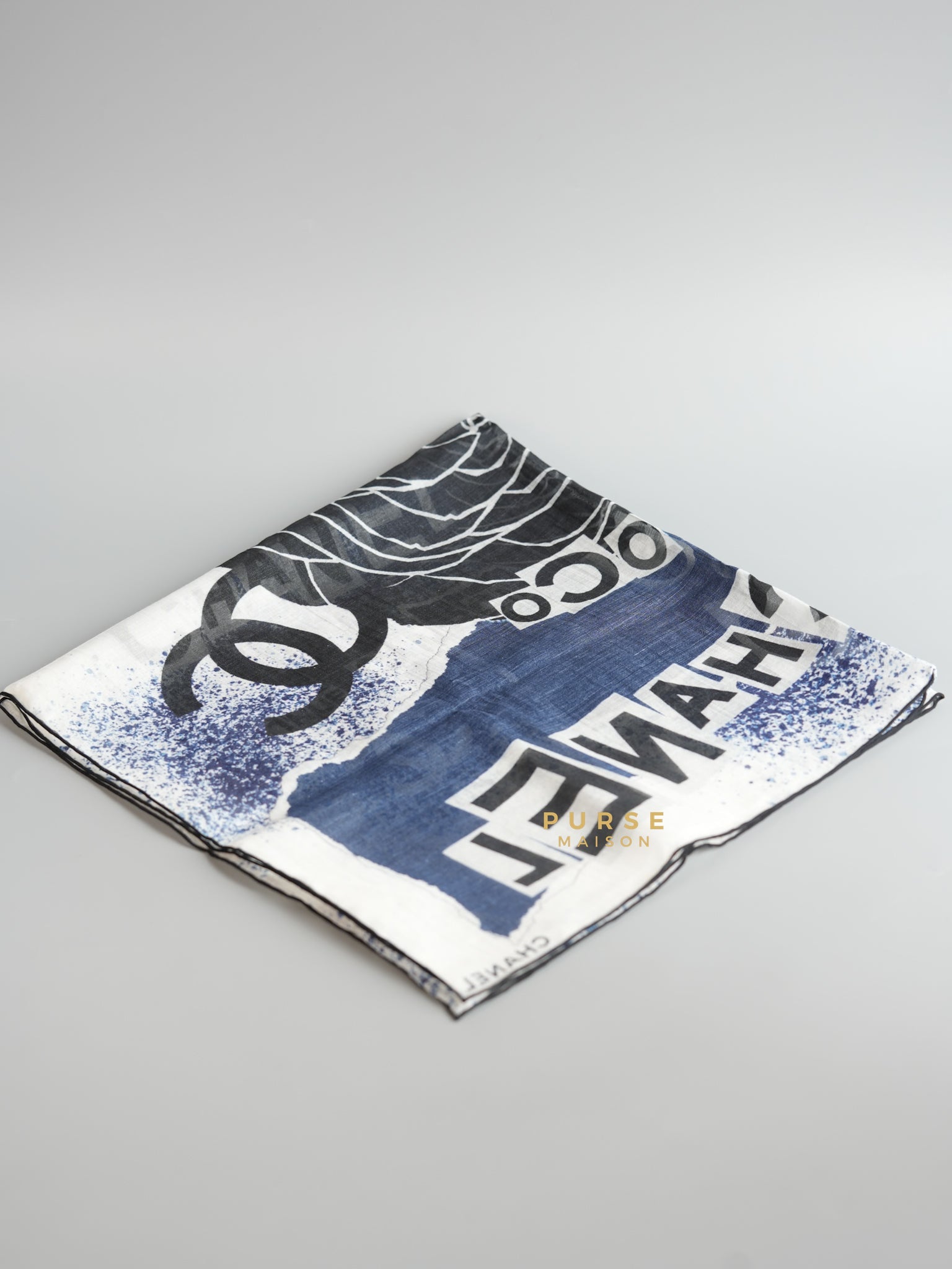 Square Scarf Silk Twill Soie Bleu/ Marine/ Blanc/ Noir 90 x 90cm | Purse Maison Luxury Bags Shop