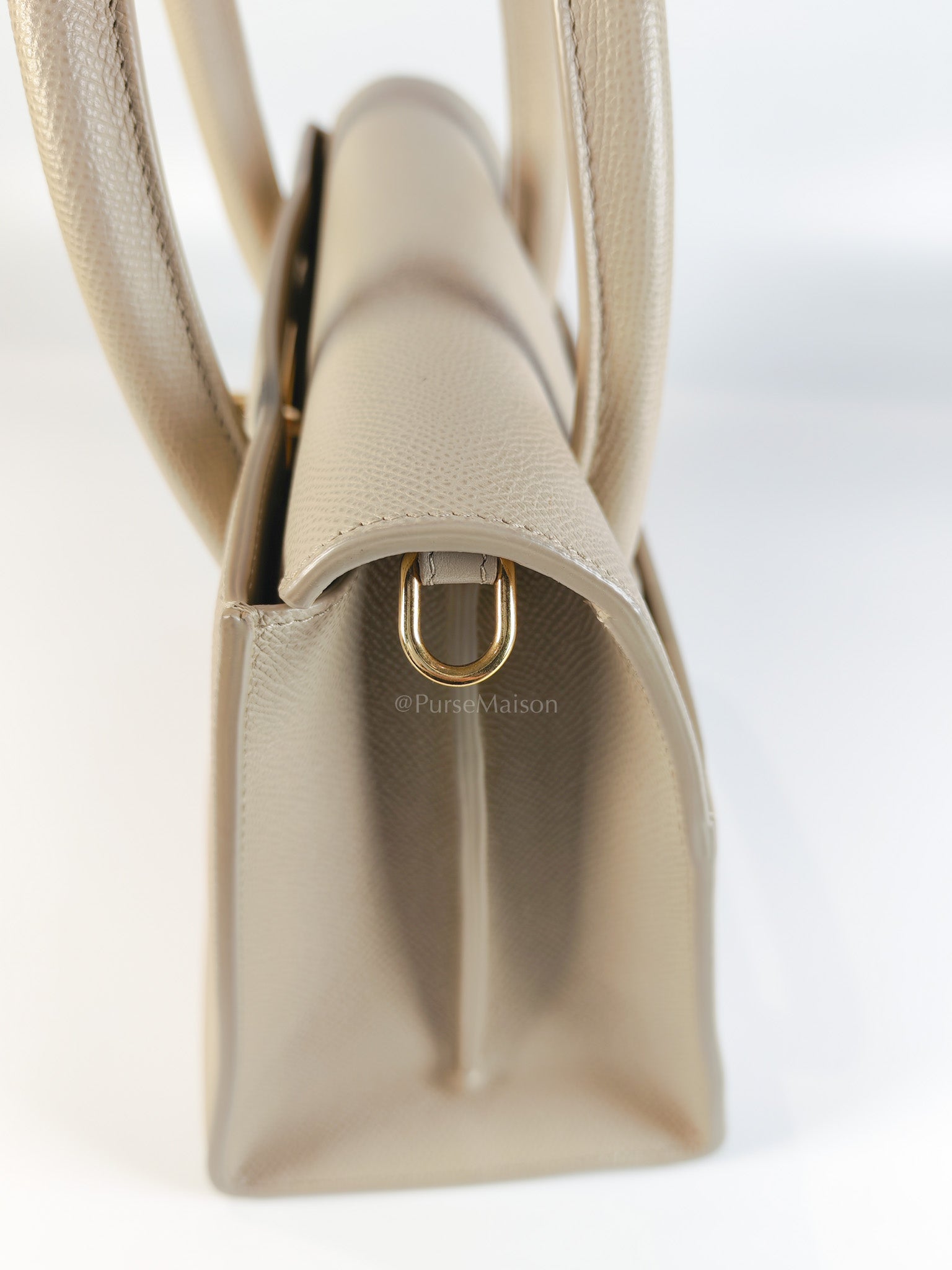 St Honoré Tote Bag Medium in Beige Grained Calfskin | Purse Maison Luxury Bags Shop