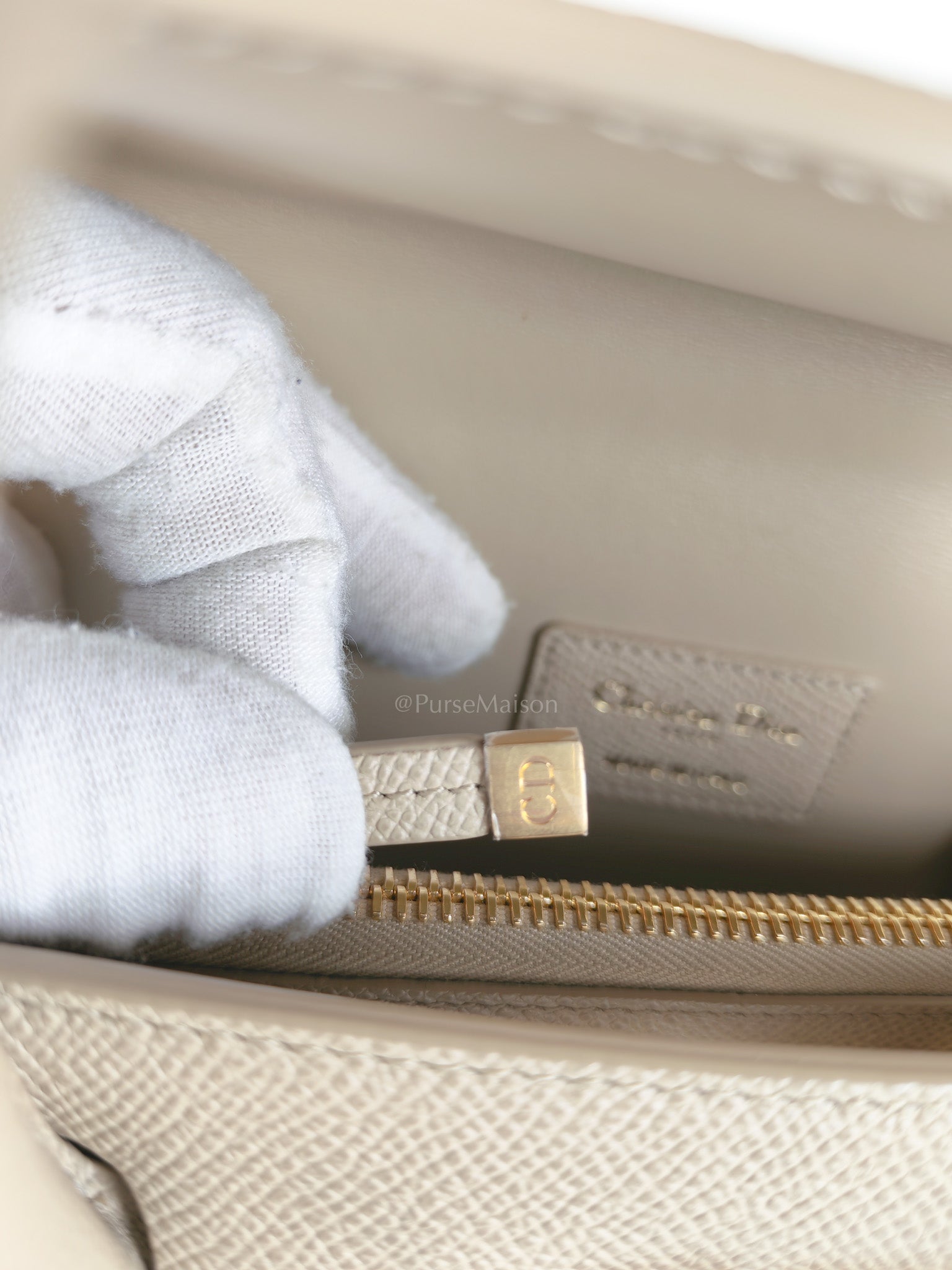 St Honoré Tote Bag Medium in Beige Grained Calfskin | Purse Maison Luxury Bags Shop