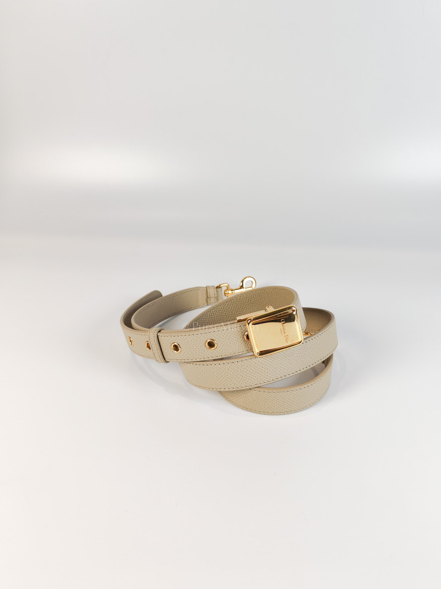 St Honoré Tote Bag Medium in Beige Grained Calfskin | Purse Maison Luxury Bags Shop