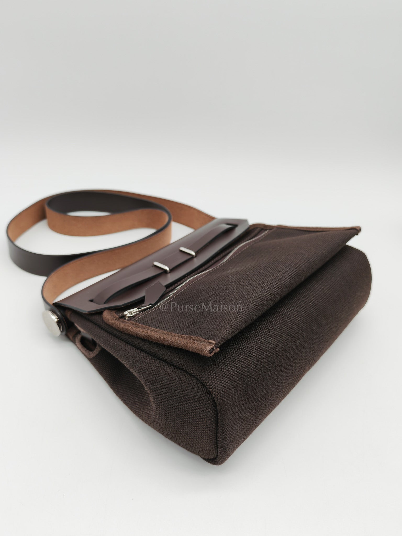 Mini Herbag Zip 20 in Ebene Canvas & Palladium Hardware Stamp K(2025)