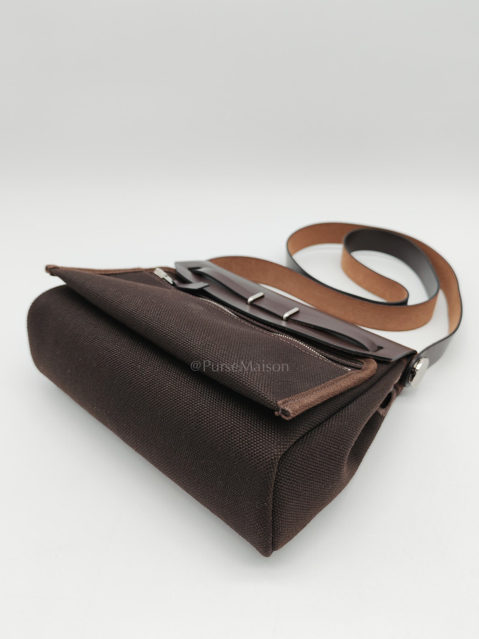 Mini Herbag Zip 20 in Ebene Canvas & Palladium Hardware Stamp K(2025)
