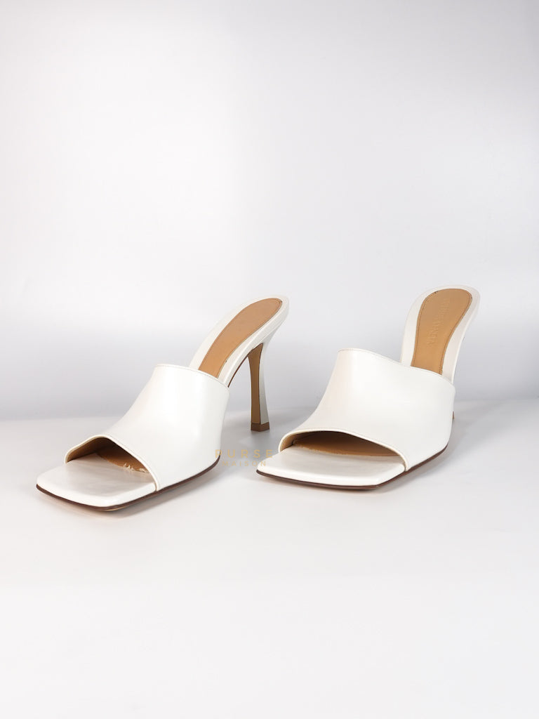 Stretch Mule Sandals White in Lambskin Leather Size 39 EU (24.5 cm) | Purse Maison Luxury Bags Shop