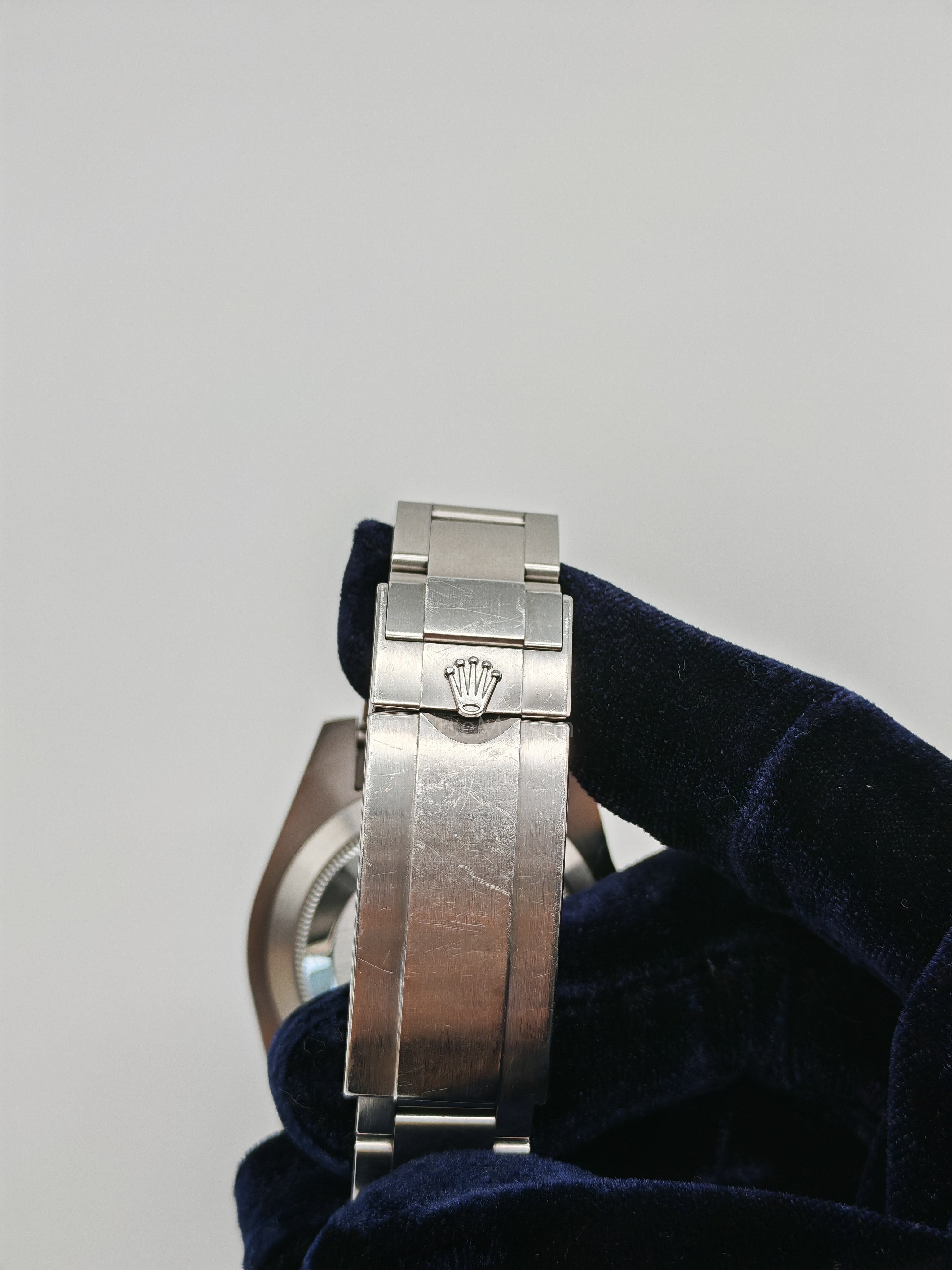 Submariner Oyster Perpetual Date 40mm Black Dial Stainless Steel (Reference No. 116610LN) | Purse Maison Luxury Bags Shop