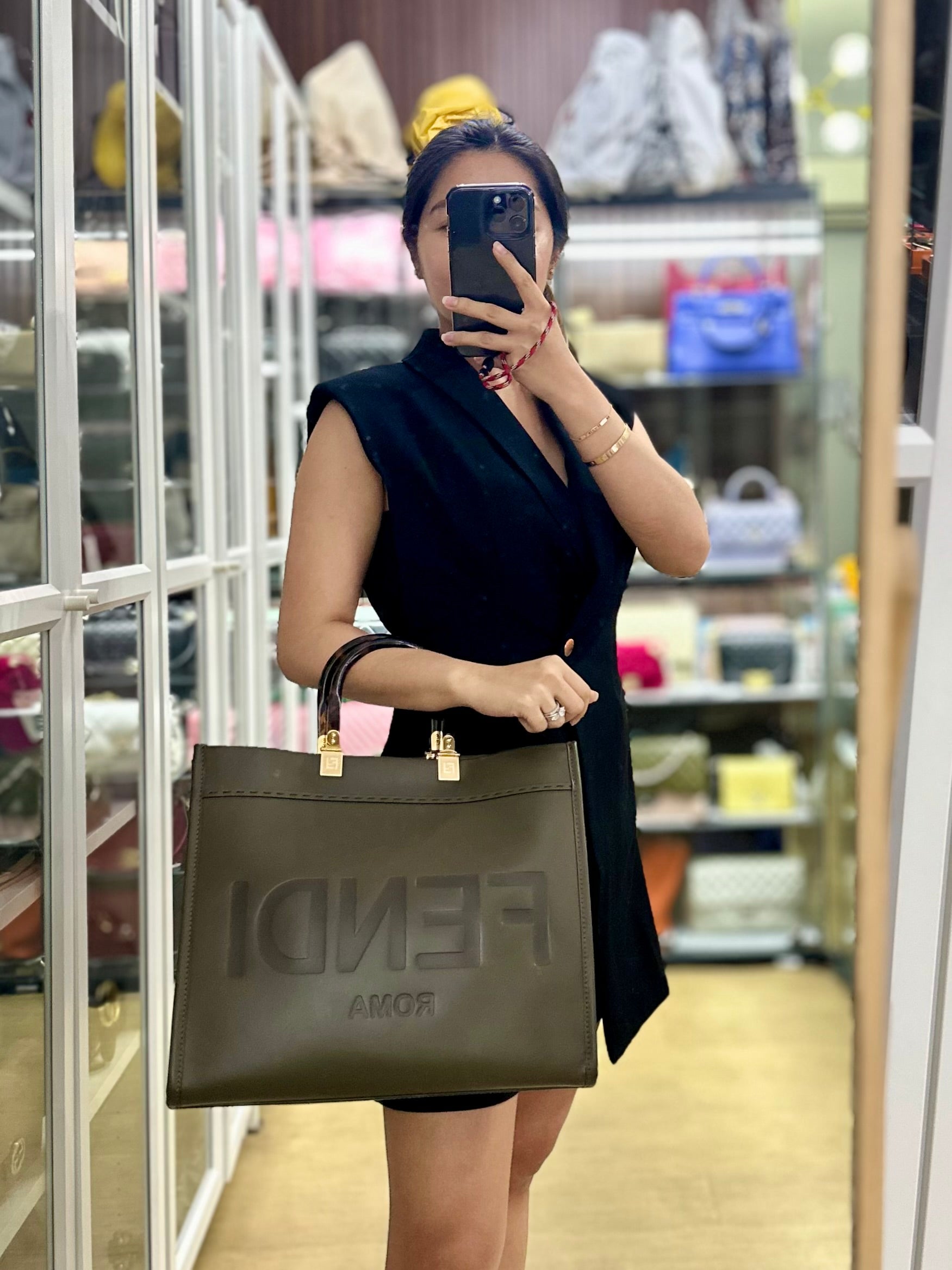 Fendi Men Fendi Belt Saks Fendi Sunshine Fendi Large Bucket Bag