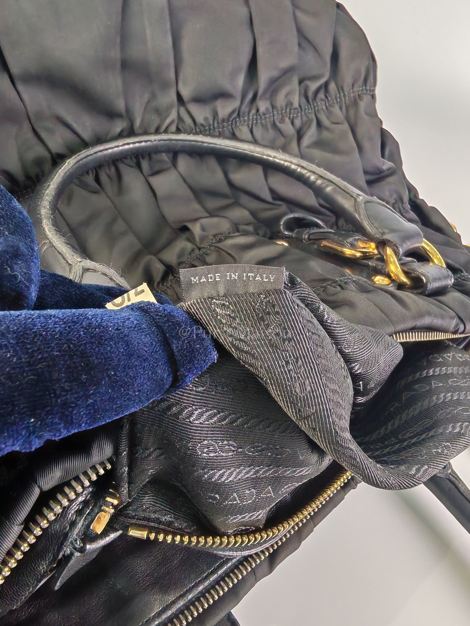 Tessuto Gaufre Two-Way Bag in Noir | Purse Maison Luxury Bags Shop