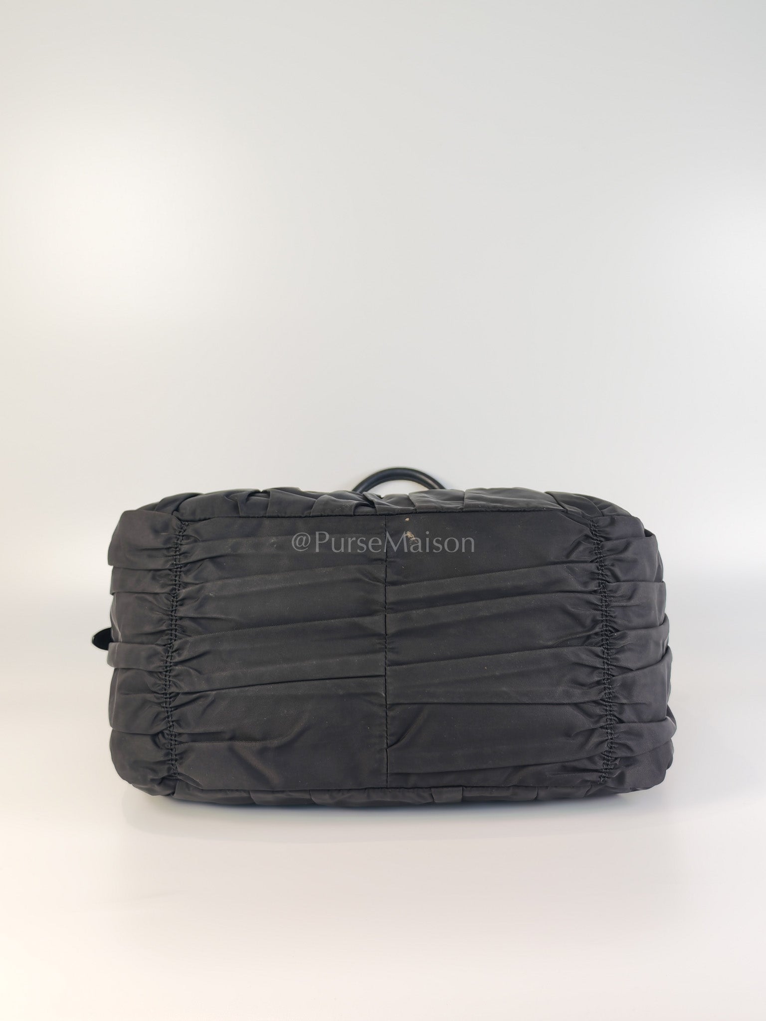 Tessuto Gaufre Two-Way Bag in Noir | Purse Maison Luxury Bags Shop