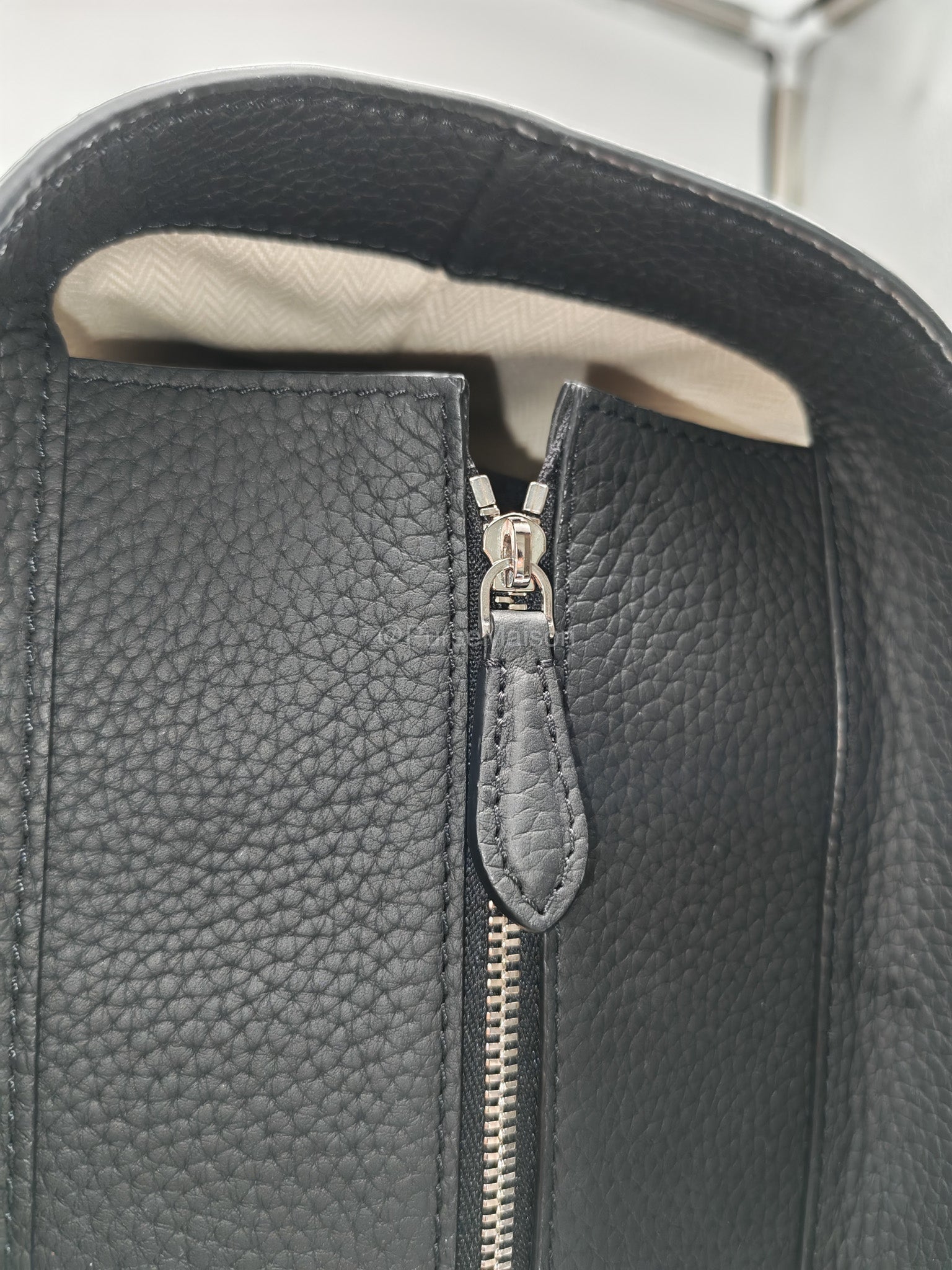 The Row Marlo 17 Tote Bag in Black Grained Calfskin Leather | Purse Maison Luxury Bags Shop