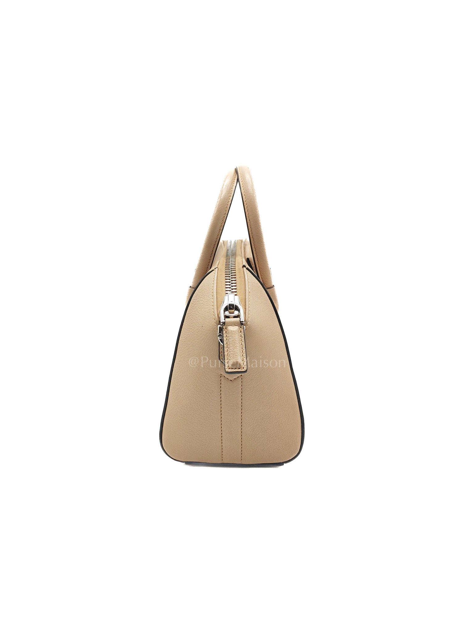 Antigona Mini In Nude Goatskin Leather & Silver Hardware