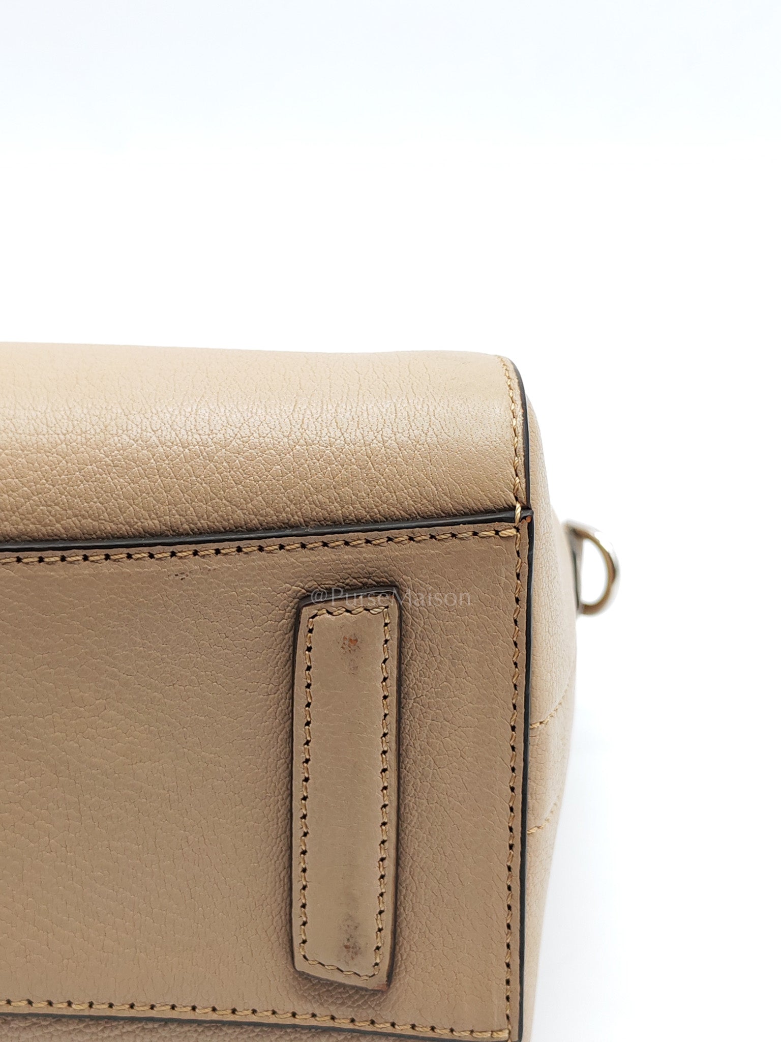 Antigona Mini In Nude Goatskin Leather & Silver Hardware