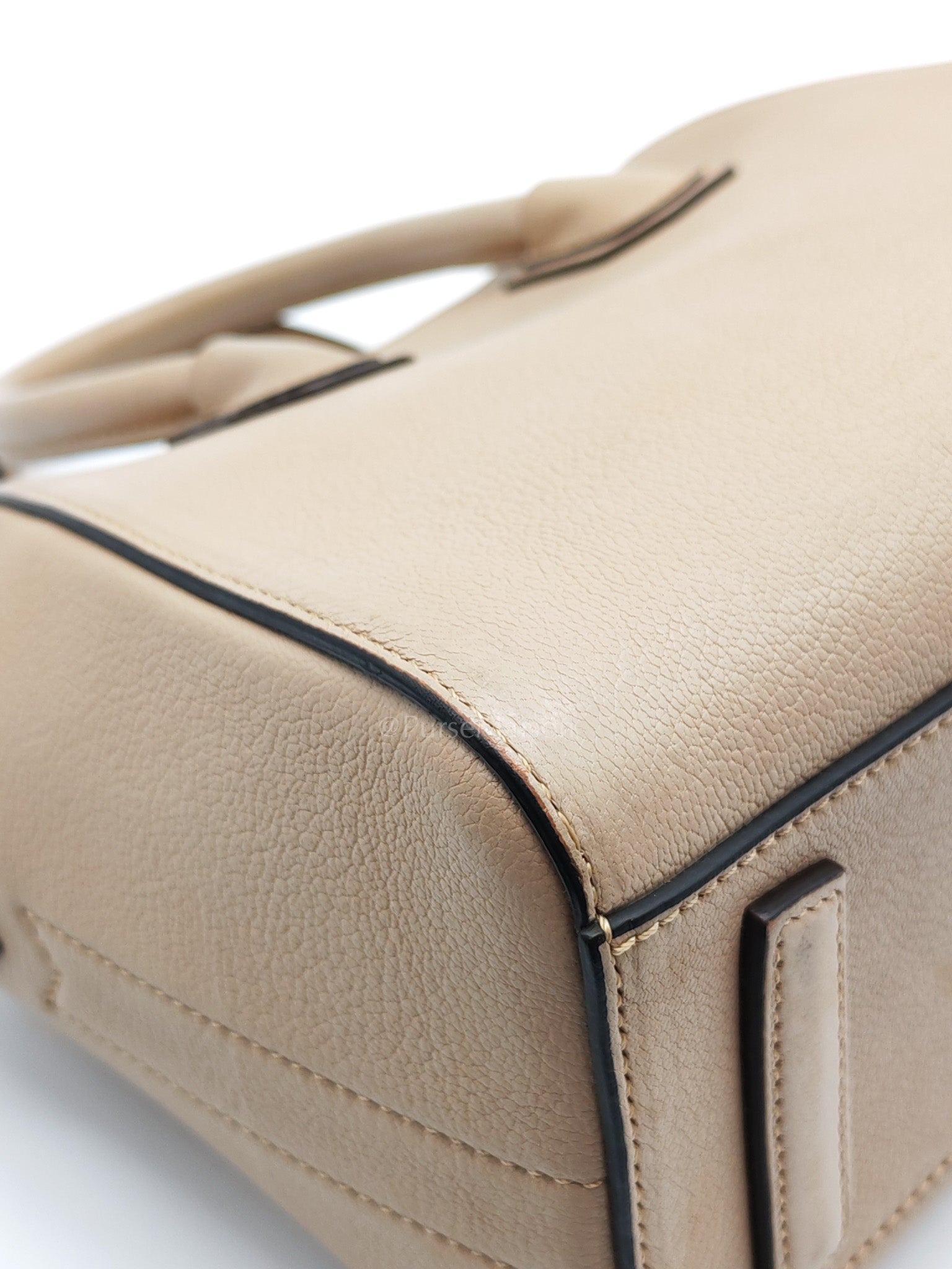 Antigona Mini In Nude Goatskin Leather & Silver Hardware