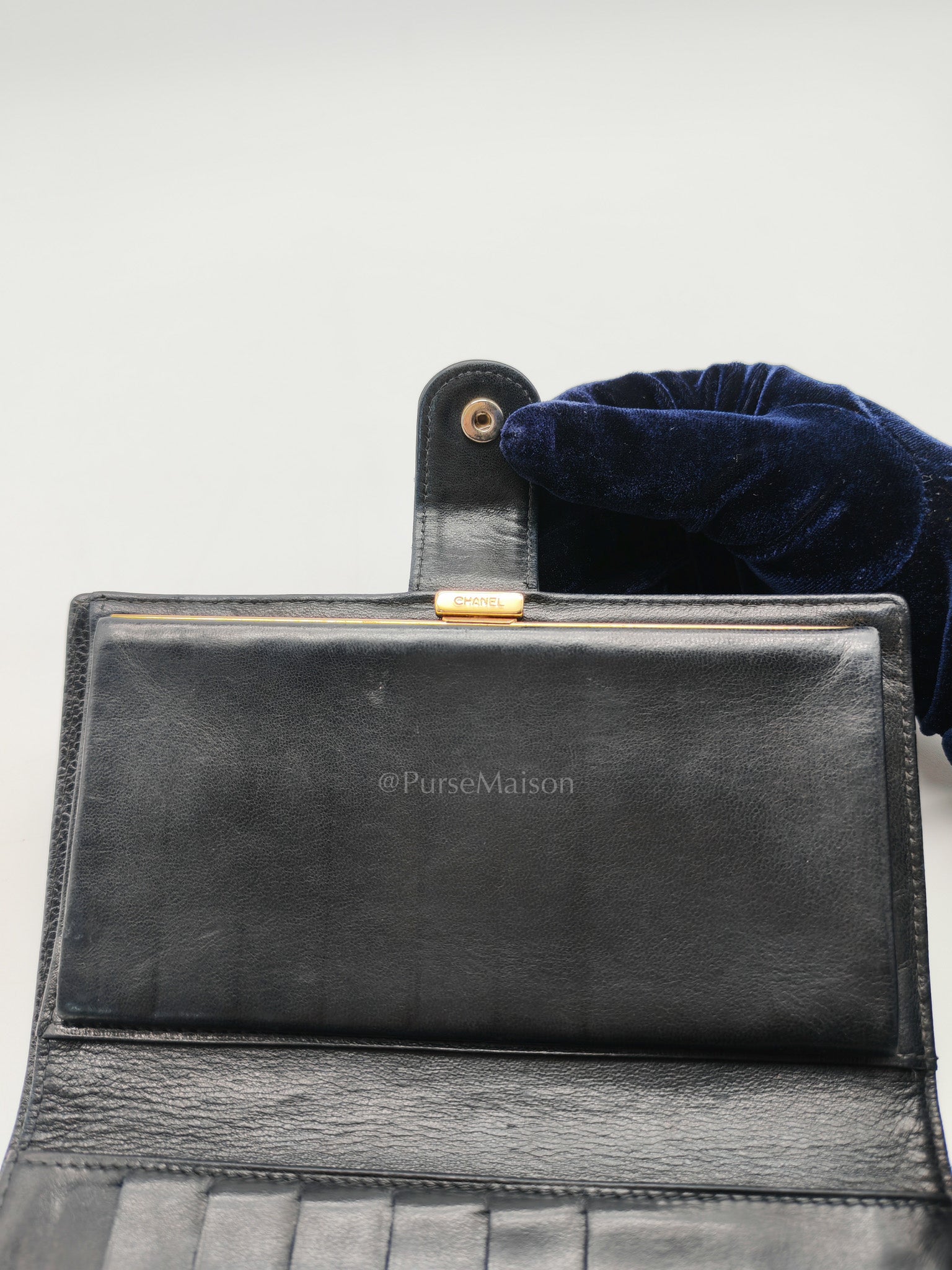 Timeless CC French Wallet in Black Caviar Leather Series 6 | Purse Maison Luxury Bags Shop