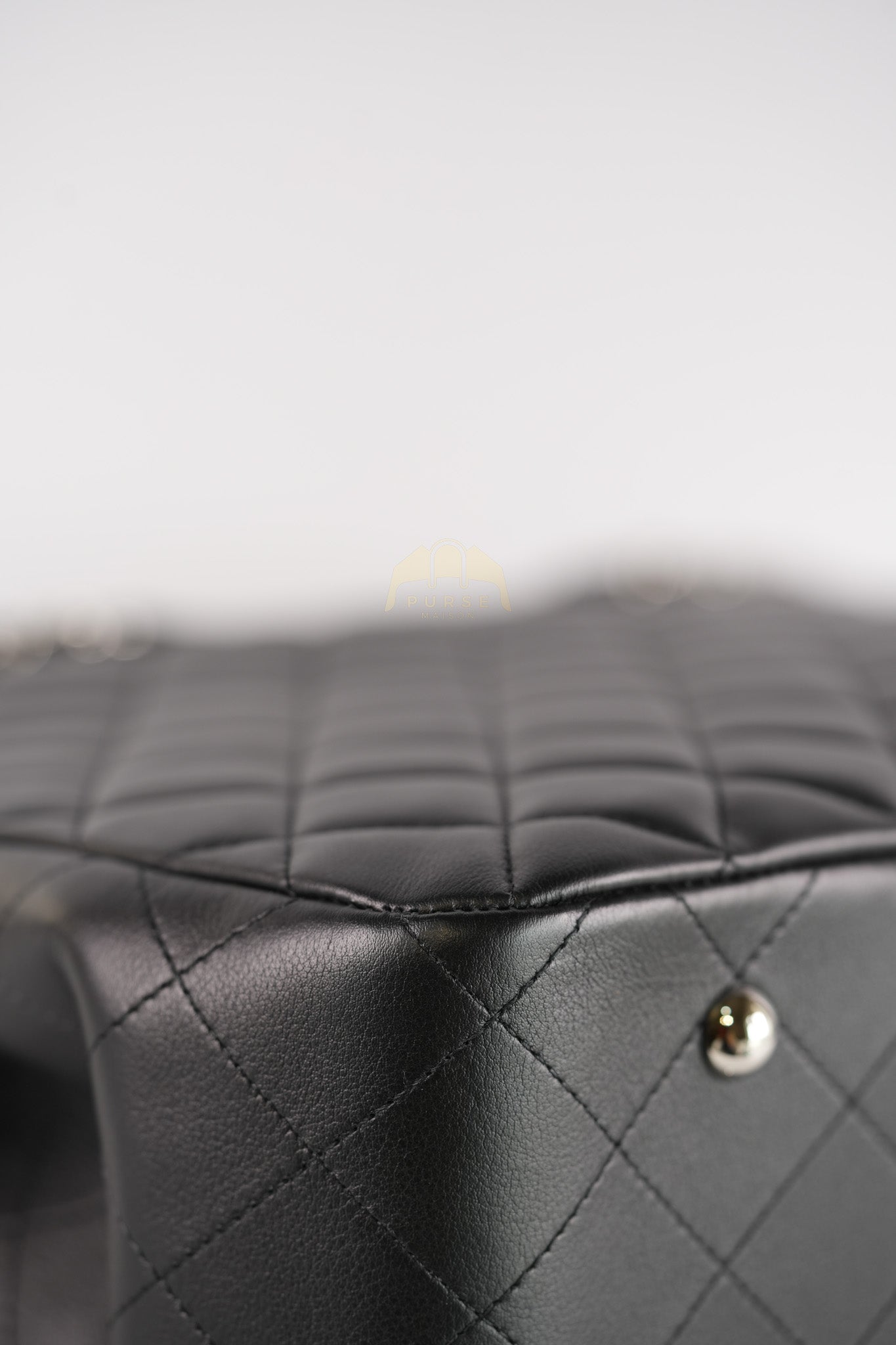 Timeless Classic Tote Bag in Black Quilted Calfskin Leather and Silver Hardware Series 21 | Purse Maison Luxury Bags Shop