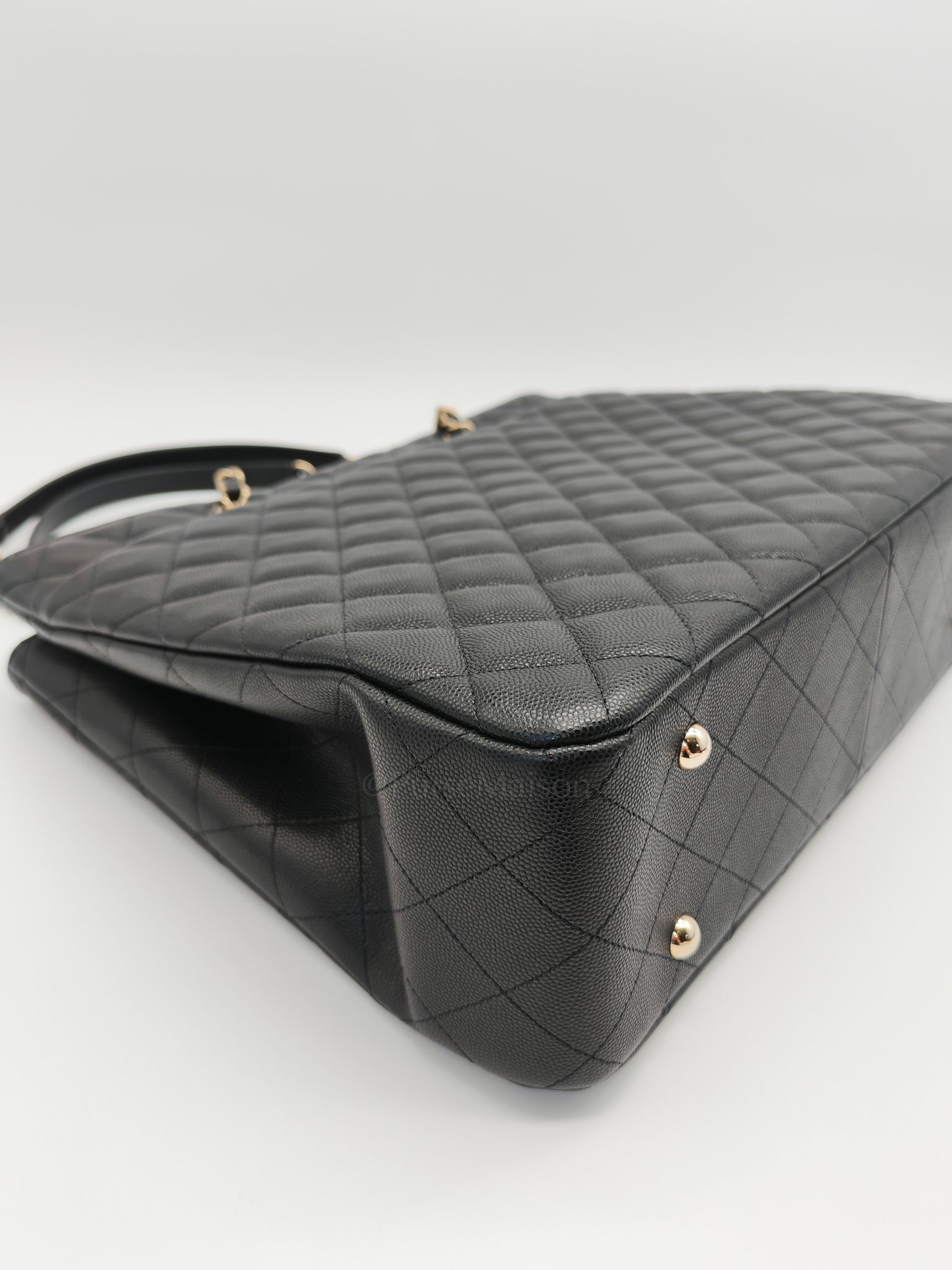 Timeless Classic Tote in Black Quilted Caviar Leather and Light Gold Hardware (Microchip) | Purse Maison Luxury Bags Shop