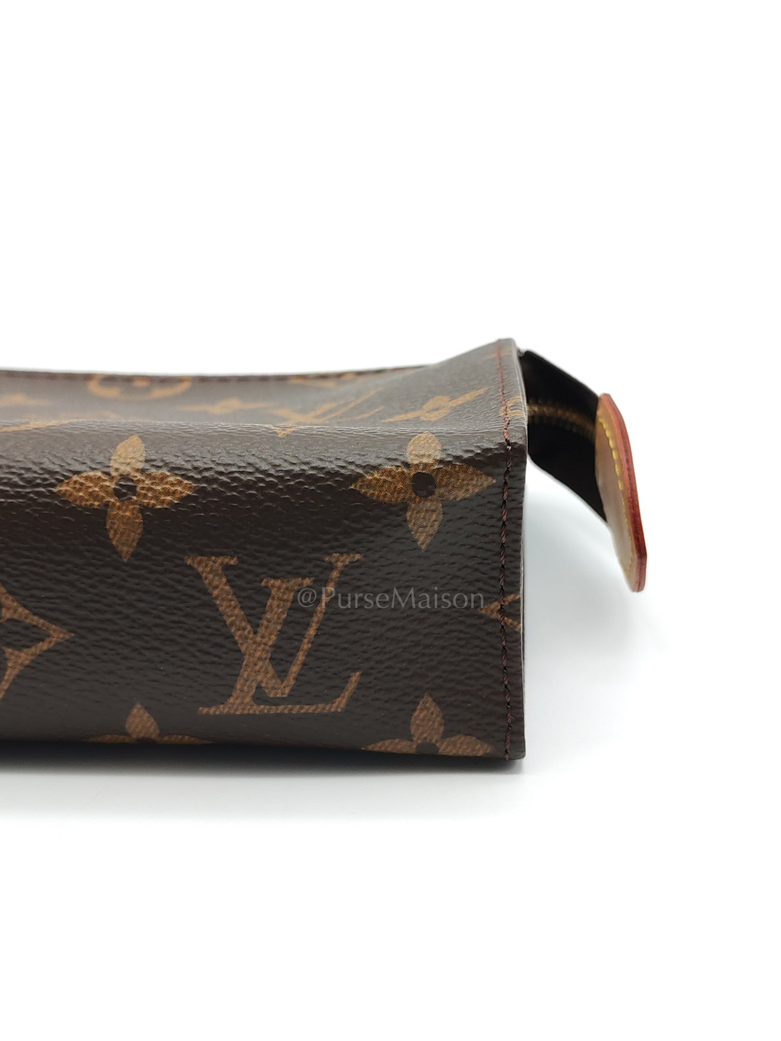 Toiletry Pouch 15 in monogram Canvas (Date code: UB0281) | Purse Maison Luxury Bags Shop